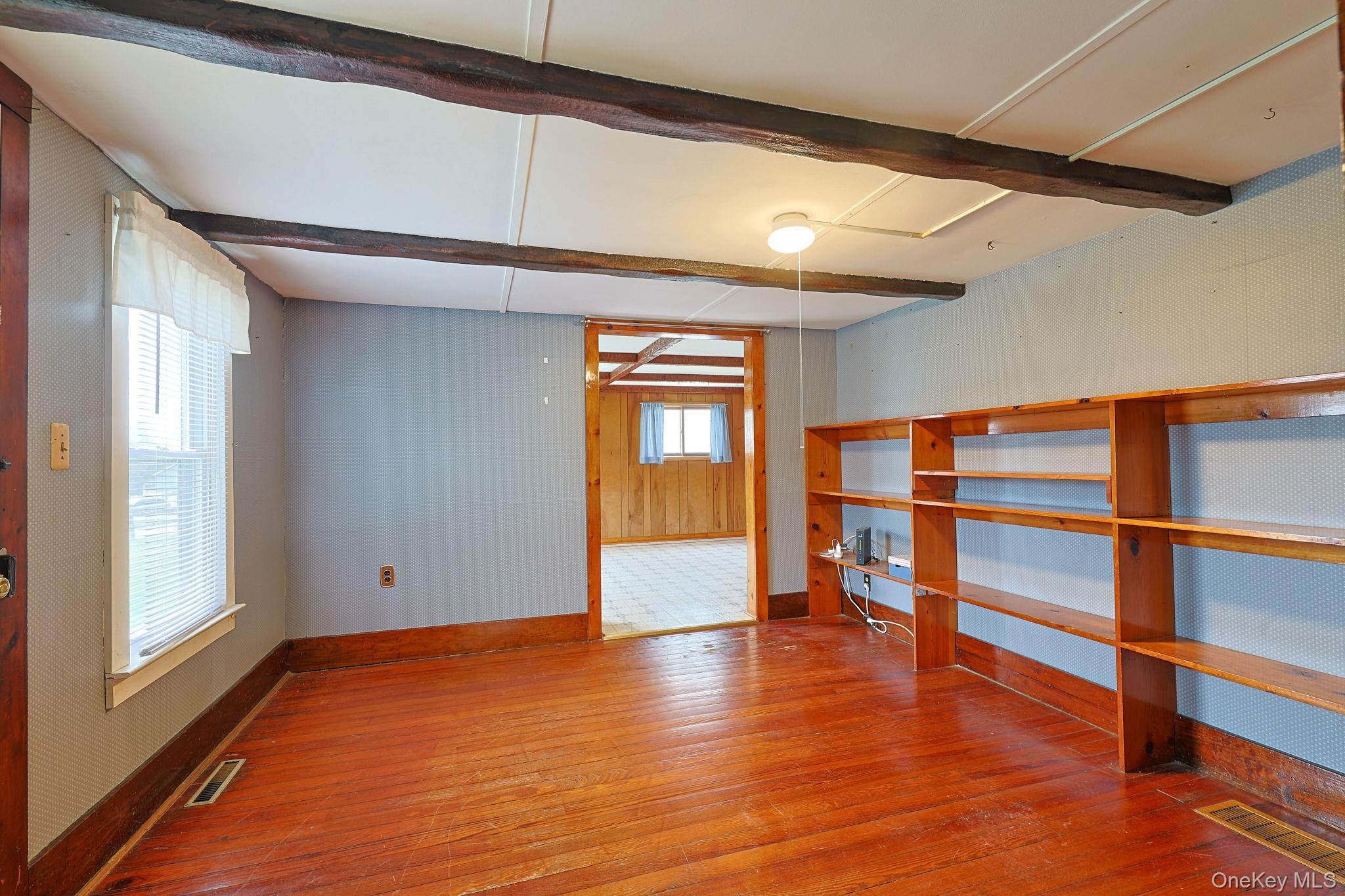 107 County Route 22, Johnson, NY 10933