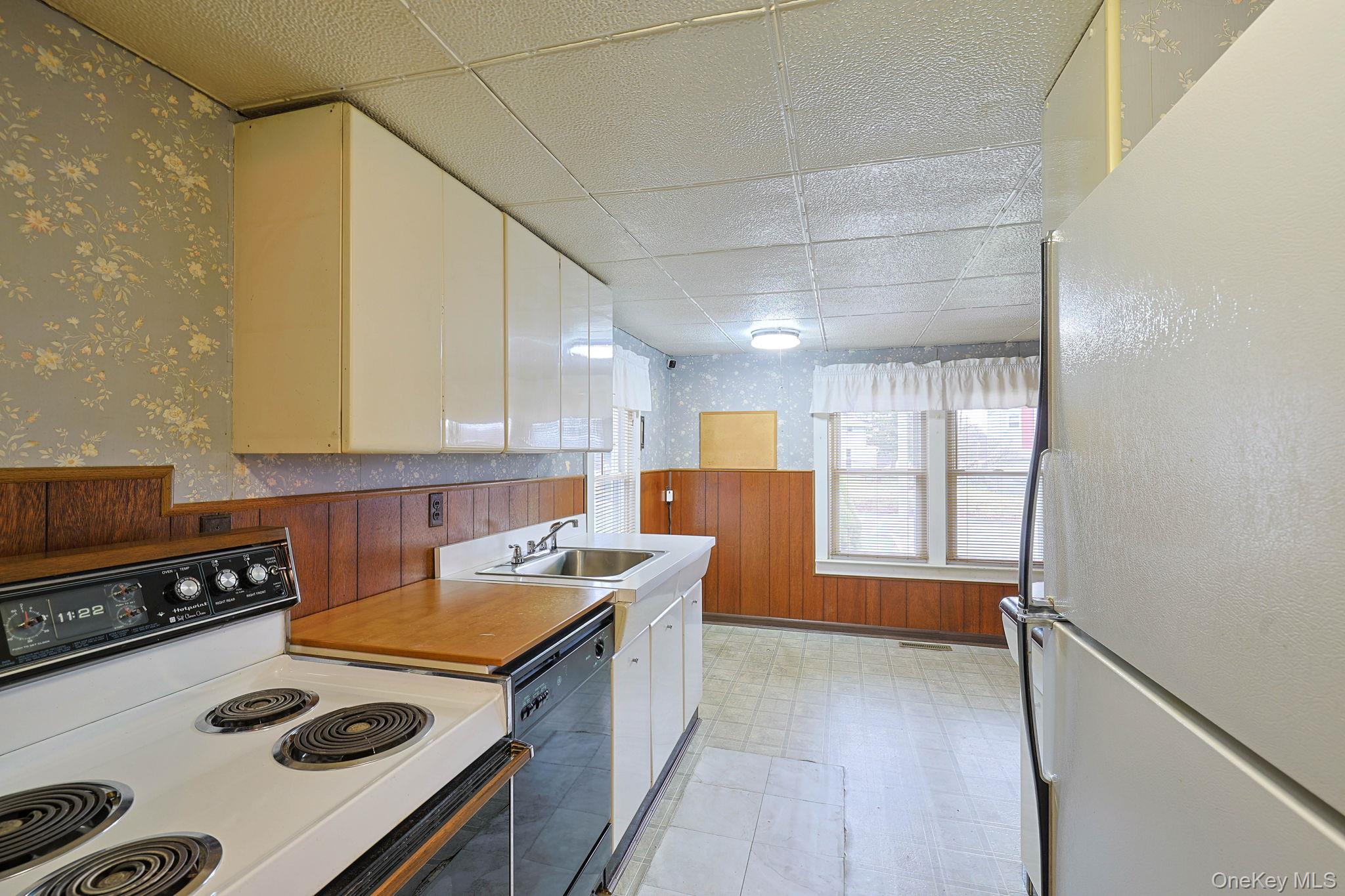 107 County Route 22, Johnson, NY 10933