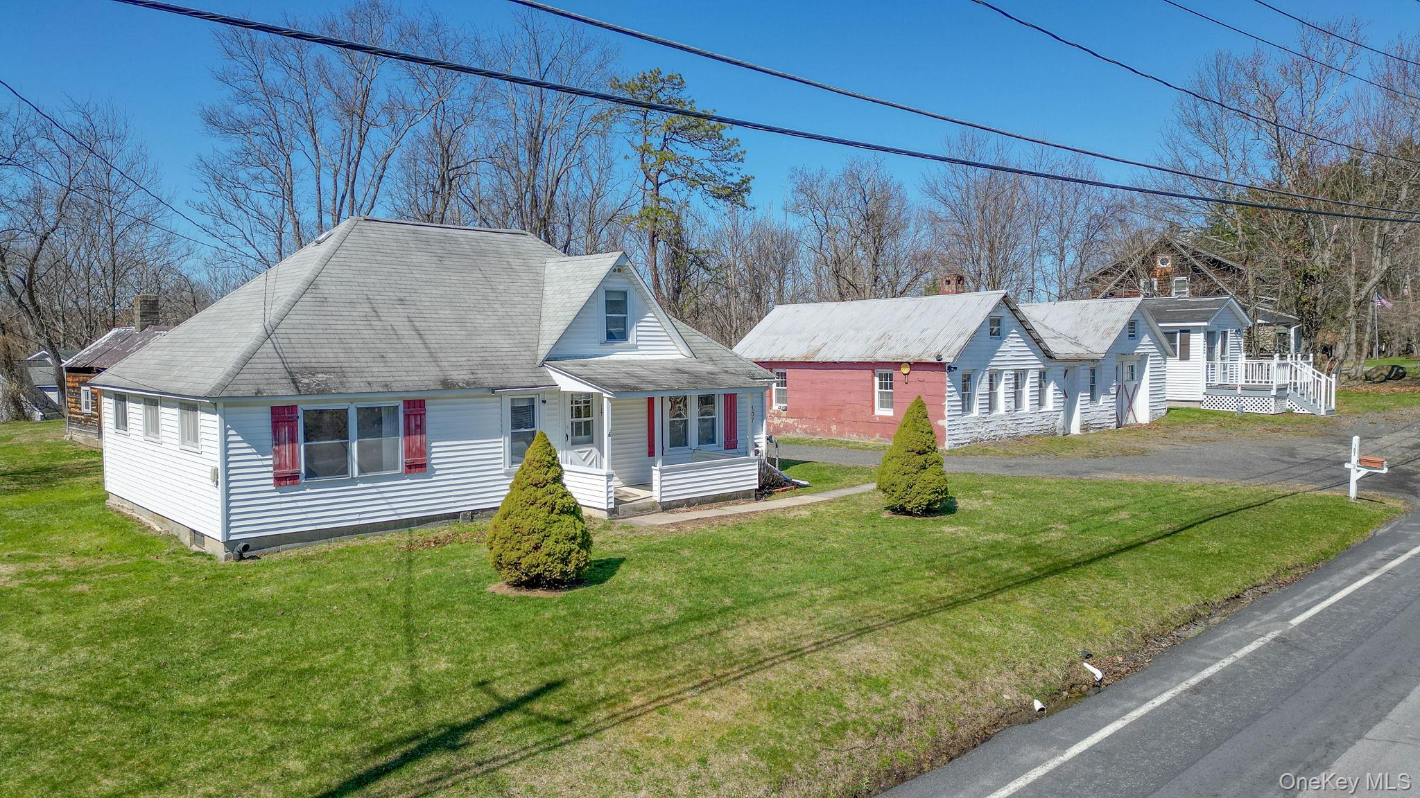 107 County Route 22, Johnson, NY 10933