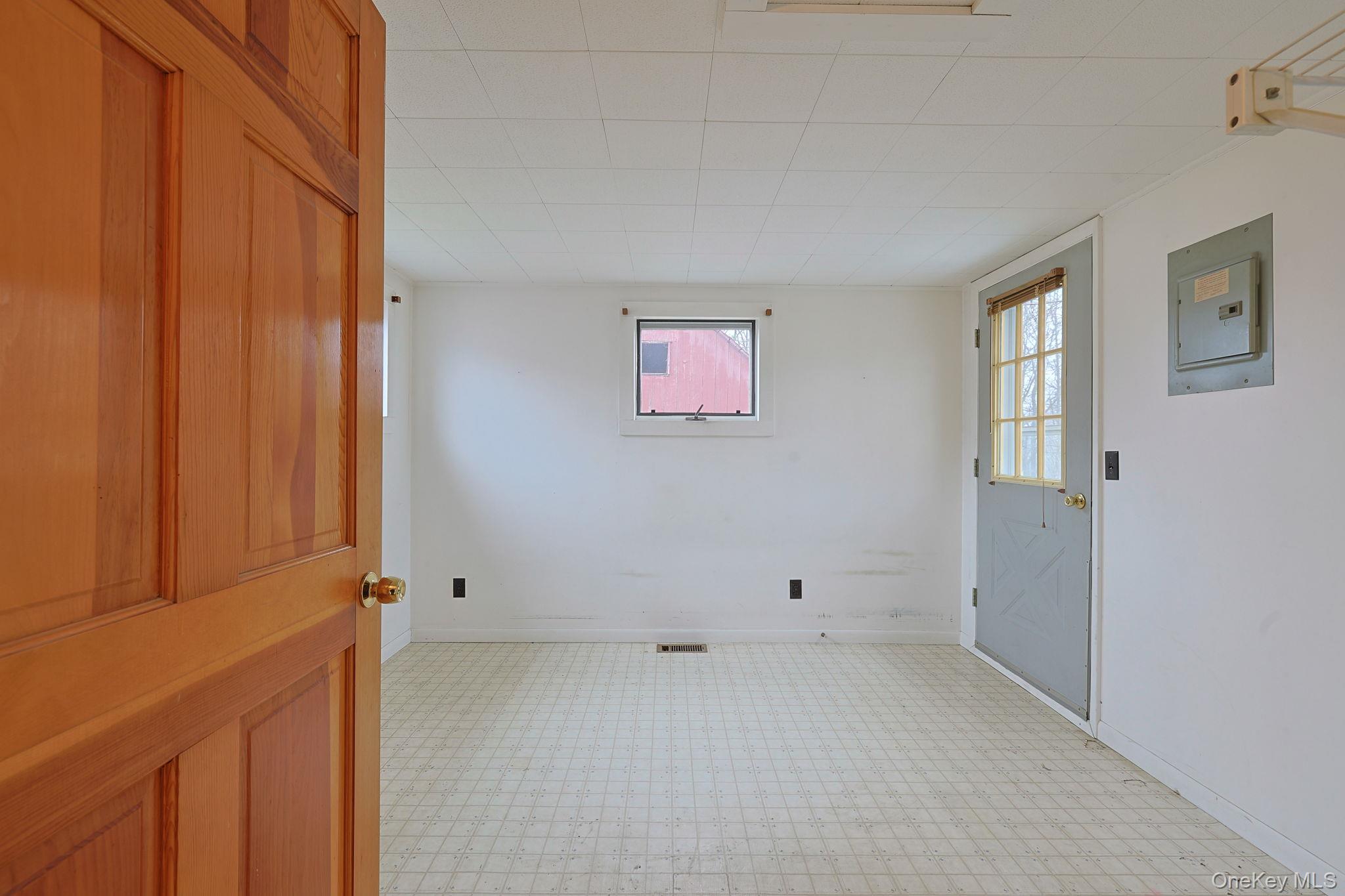 107 County Route 22, Johnson, NY 10933