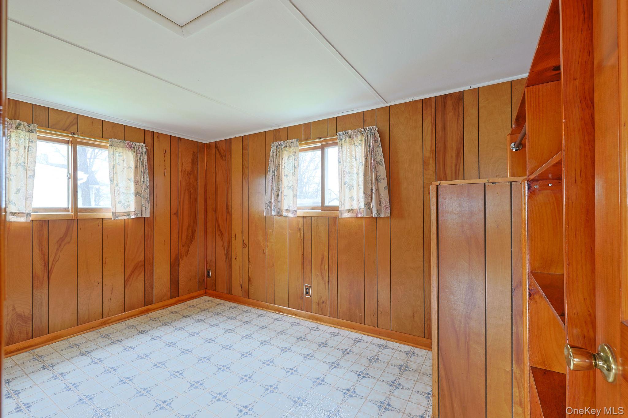 107 County Route 22, Johnson, NY 10933