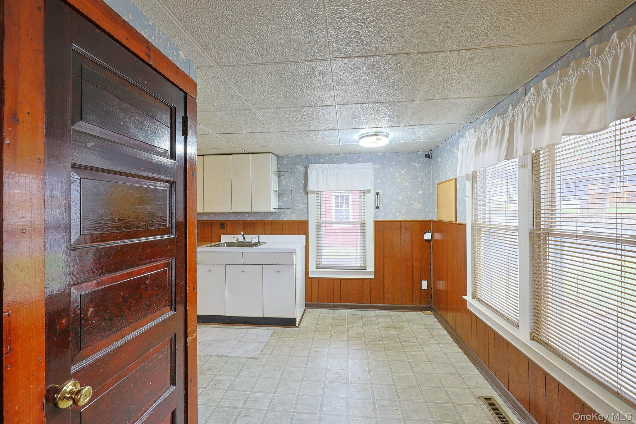 107 County Route 22, Johnson, NY 10933