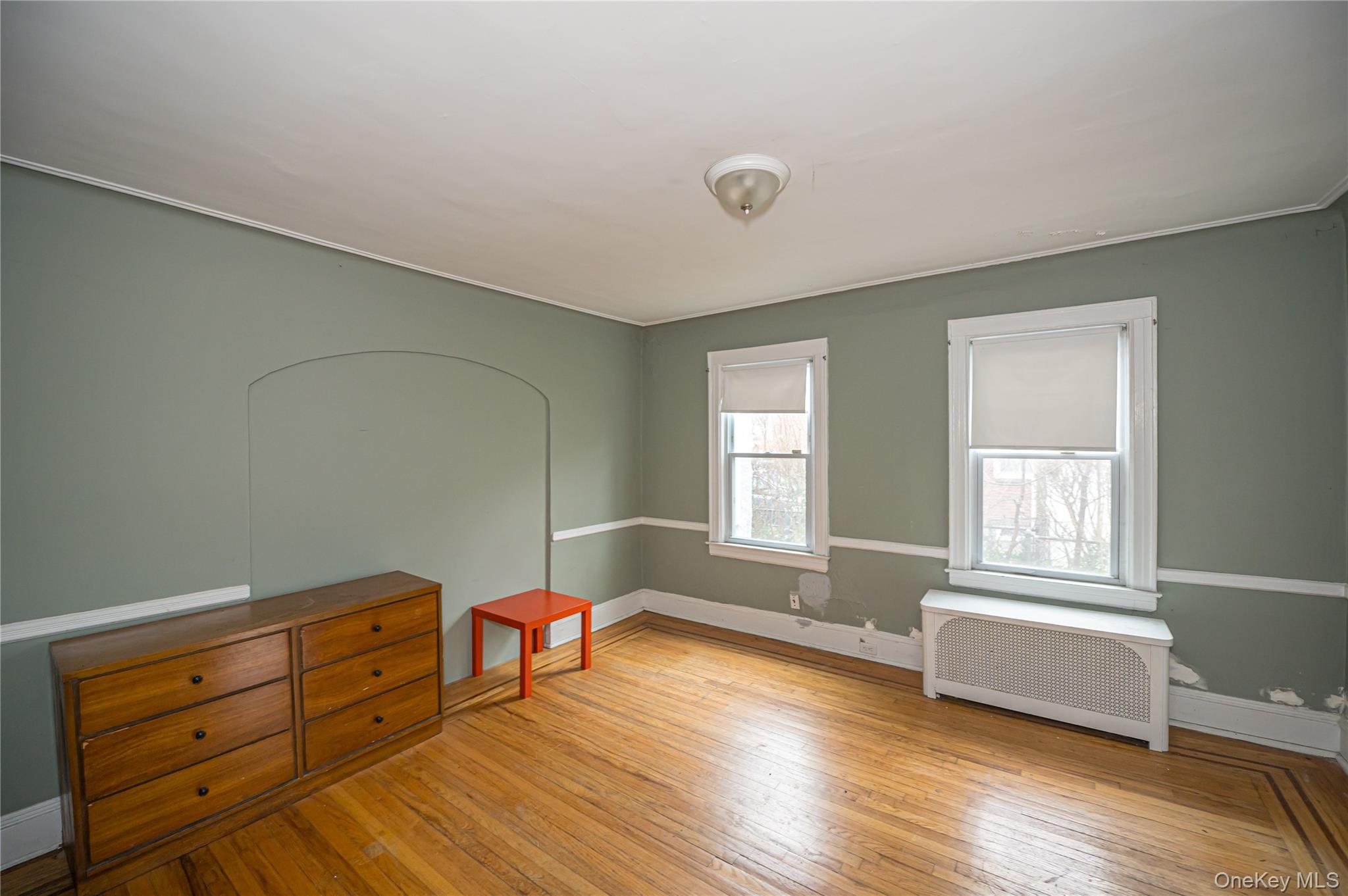 17 Hope Street, Hempstead, NY 11550