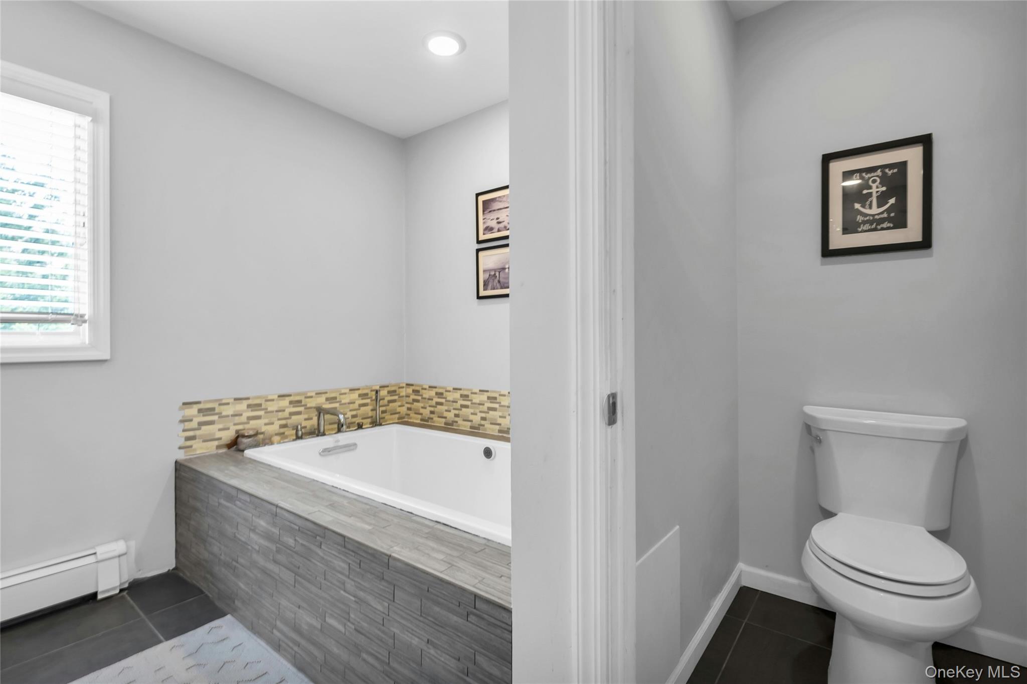 54 Valleywood Road, Commack, NY 11725