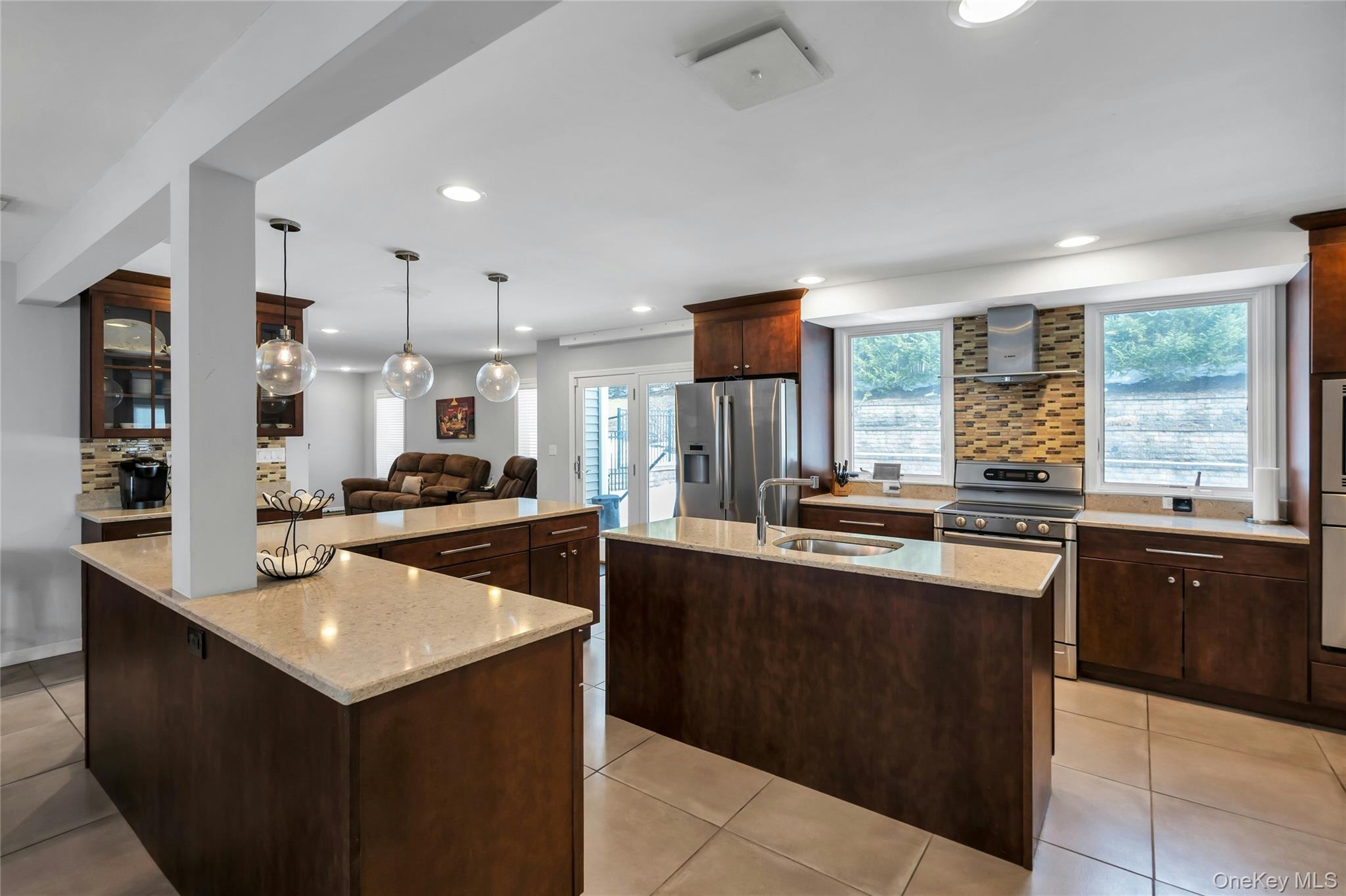 54 Valleywood Road, Commack, NY 11725