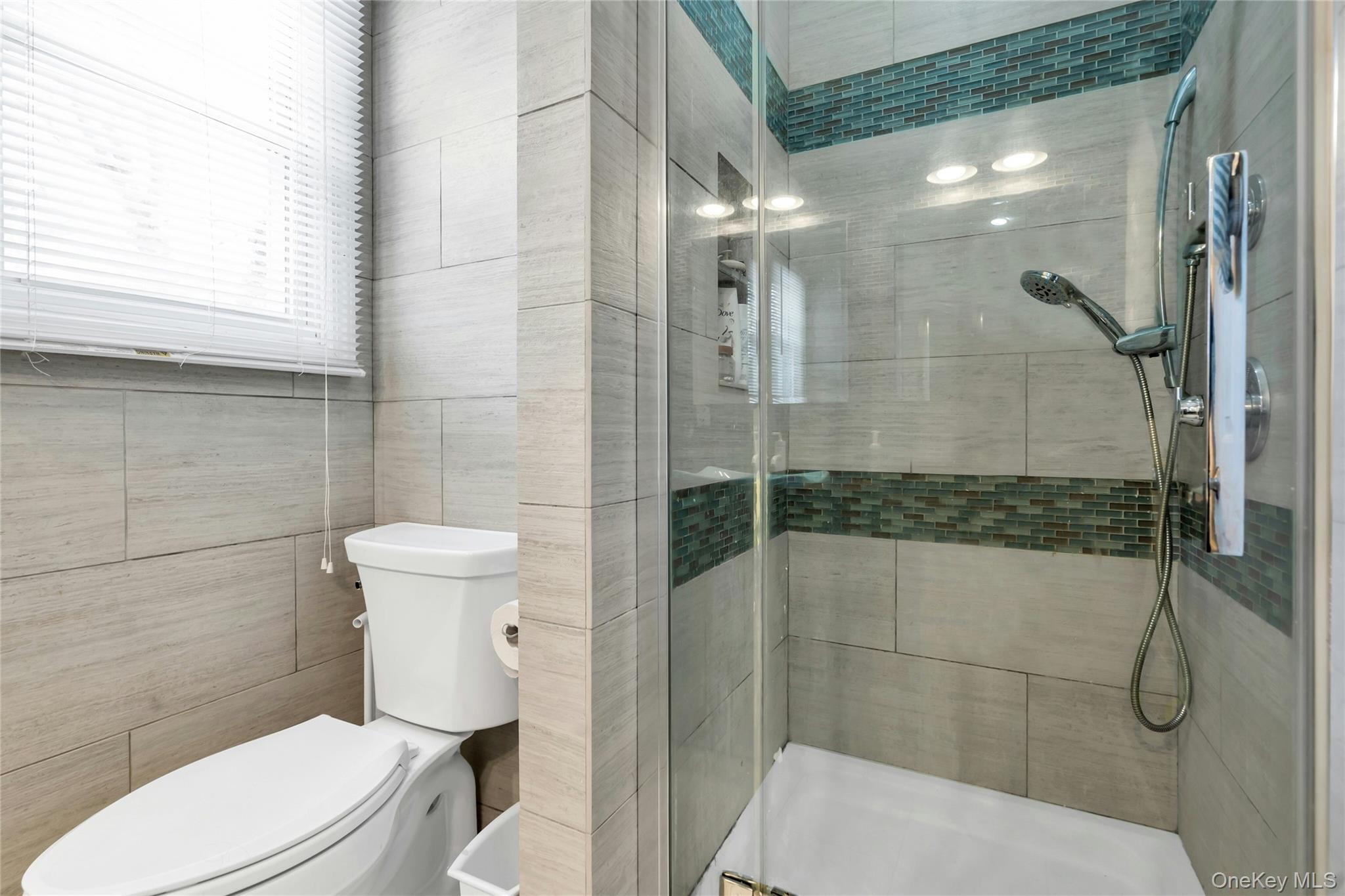 54 Valleywood Road, Commack, NY 11725