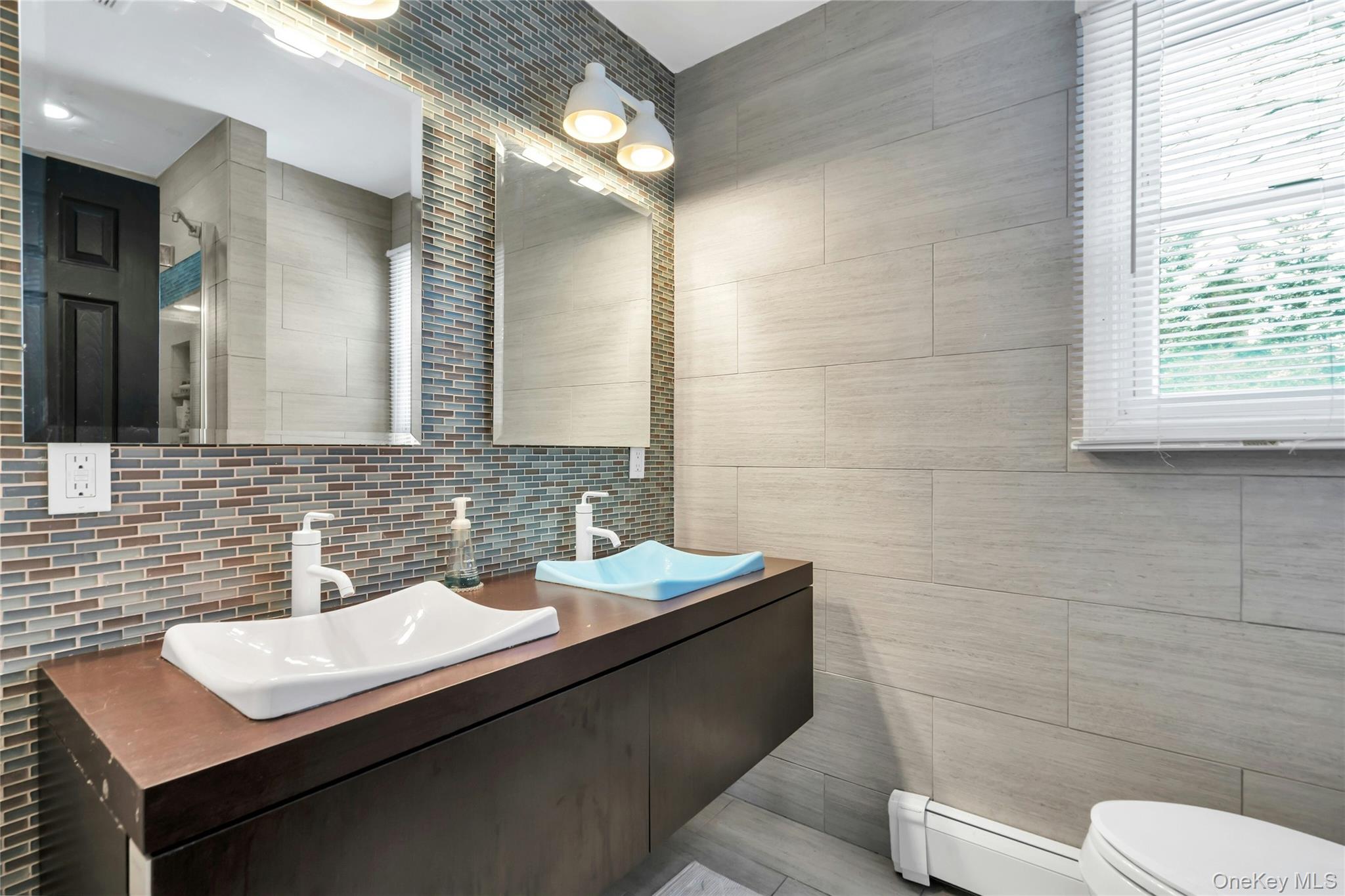 54 Valleywood Road, Commack, NY 11725