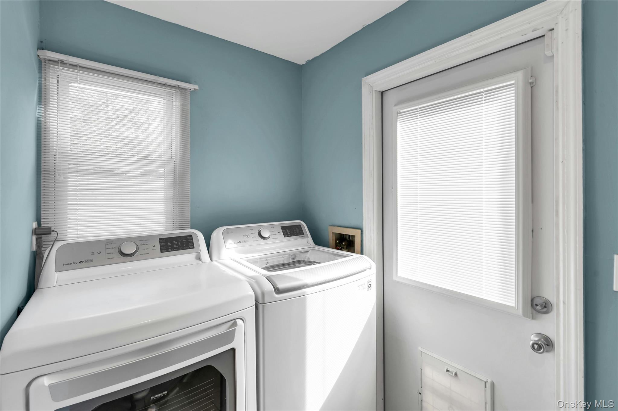 54 Valleywood Road, Commack, NY 11725