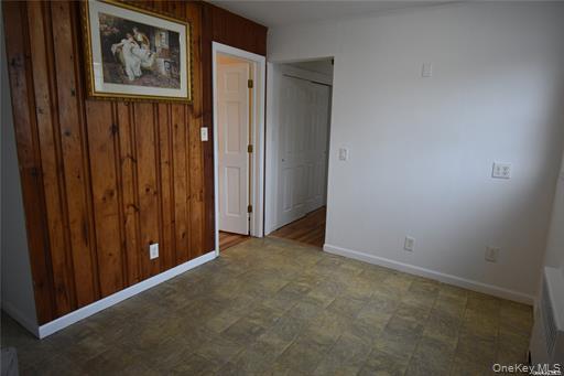 44 Miller Road, Farmingdale, NY 11735