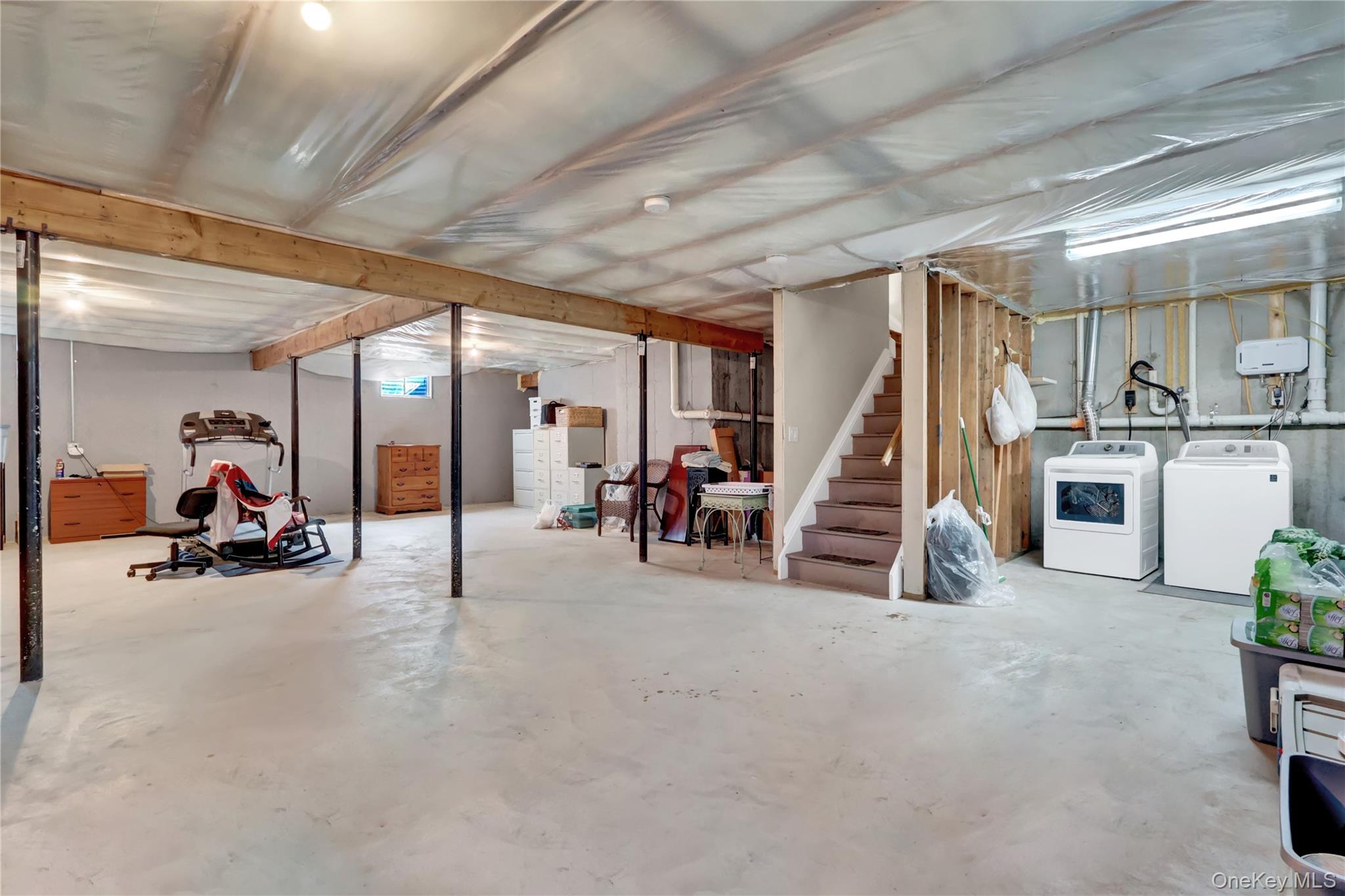 77 Constantine way Way, Mount Sinai, NY 11766