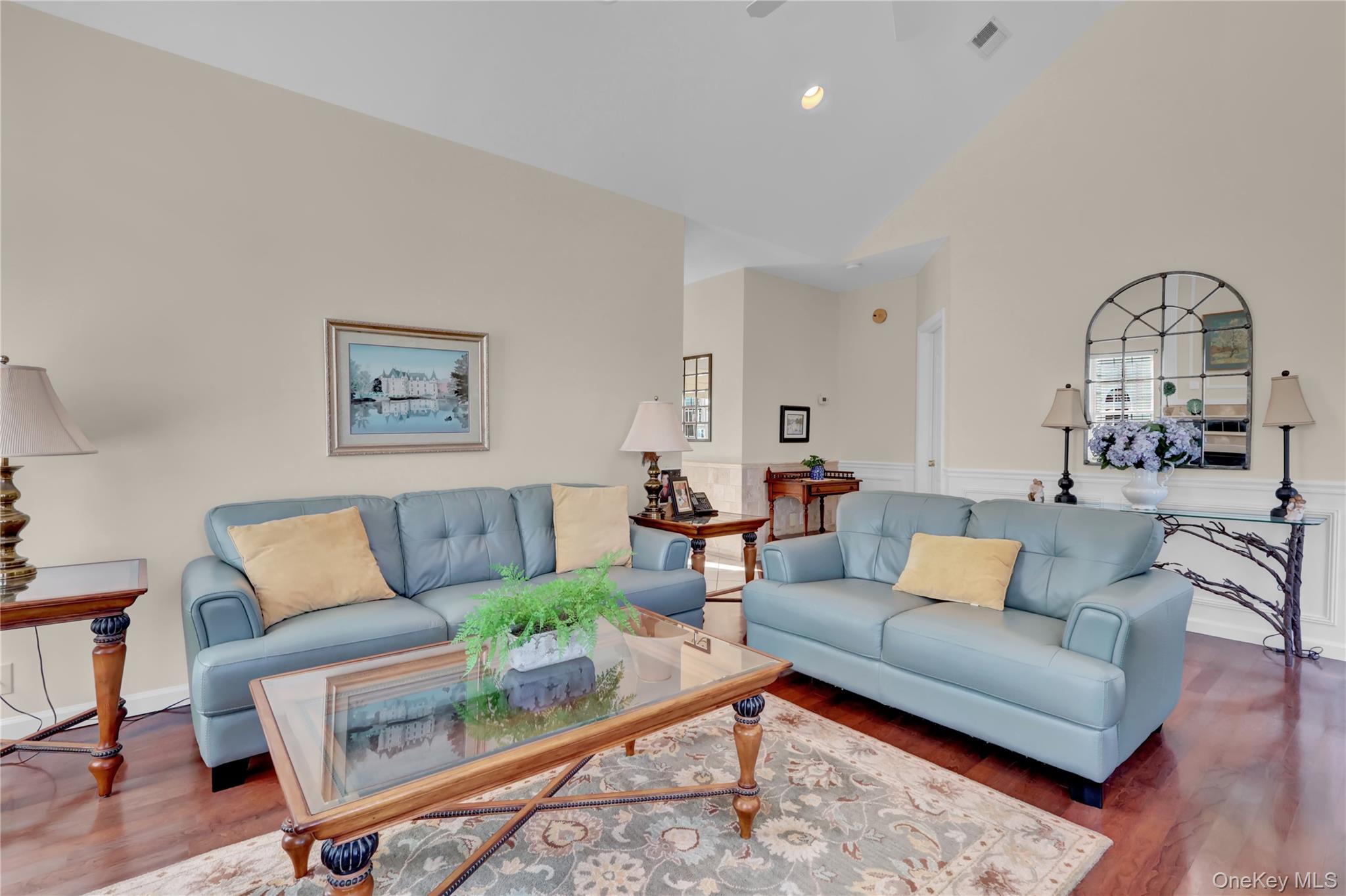 77 Constantine way Way, Mount Sinai, NY 11766