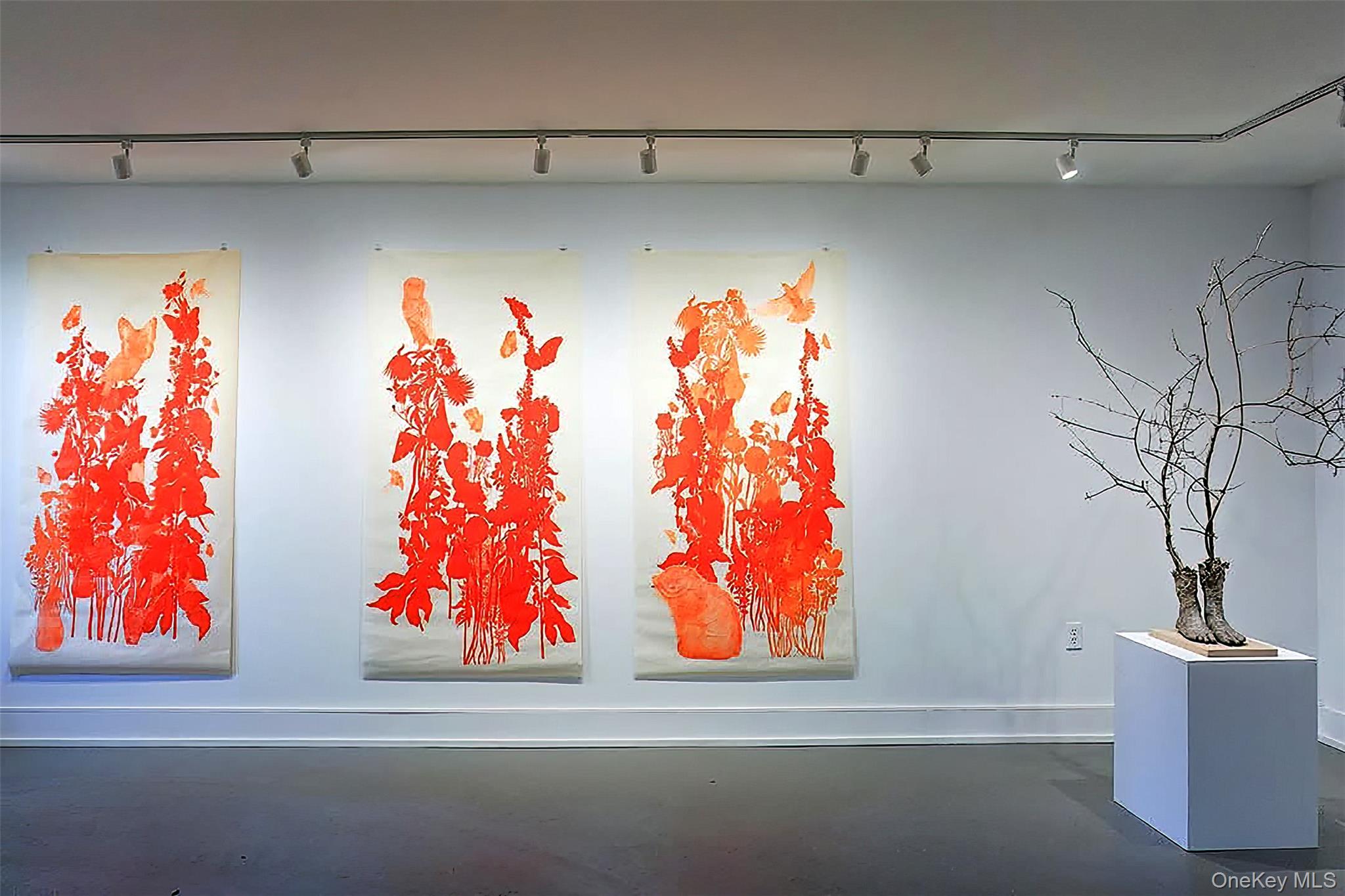 362 1/2 Warren Street, Hudson, NY 12534