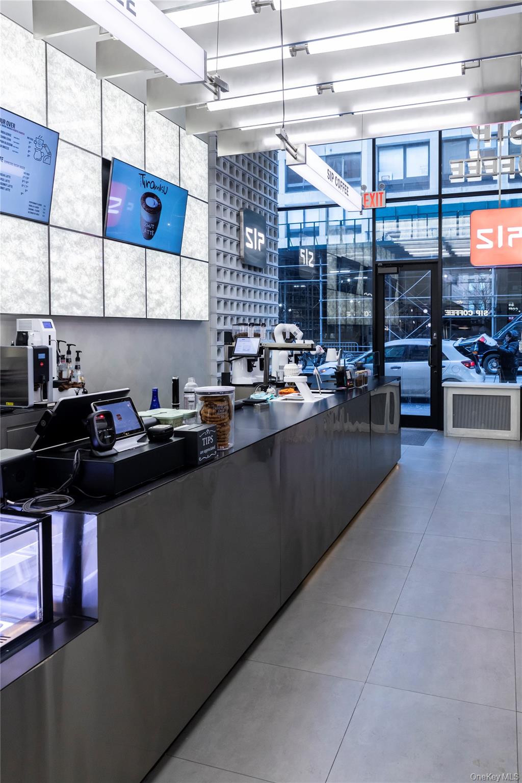 242 W 27th Street, New York (Manhattan), NY 10001