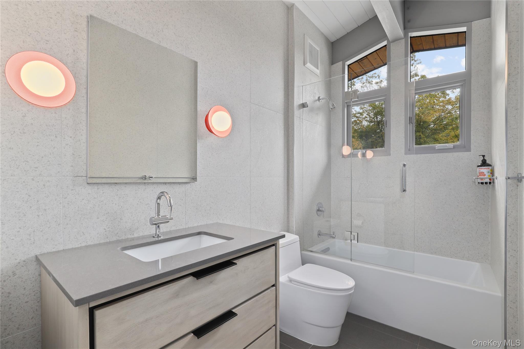 21 Black Spring Road, Pound Ridge, NY 10576