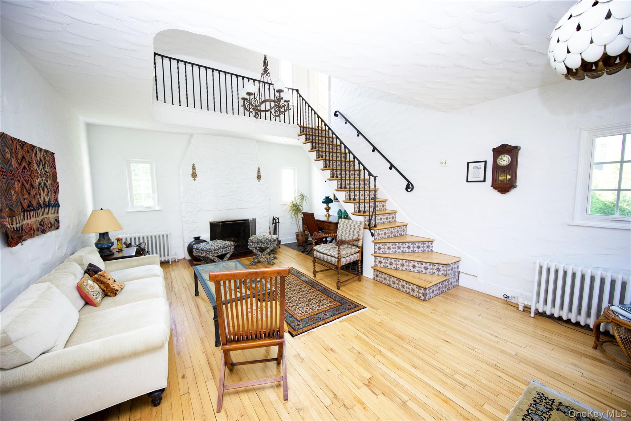 9 Ramsey Road, Great Neck, NY 11023