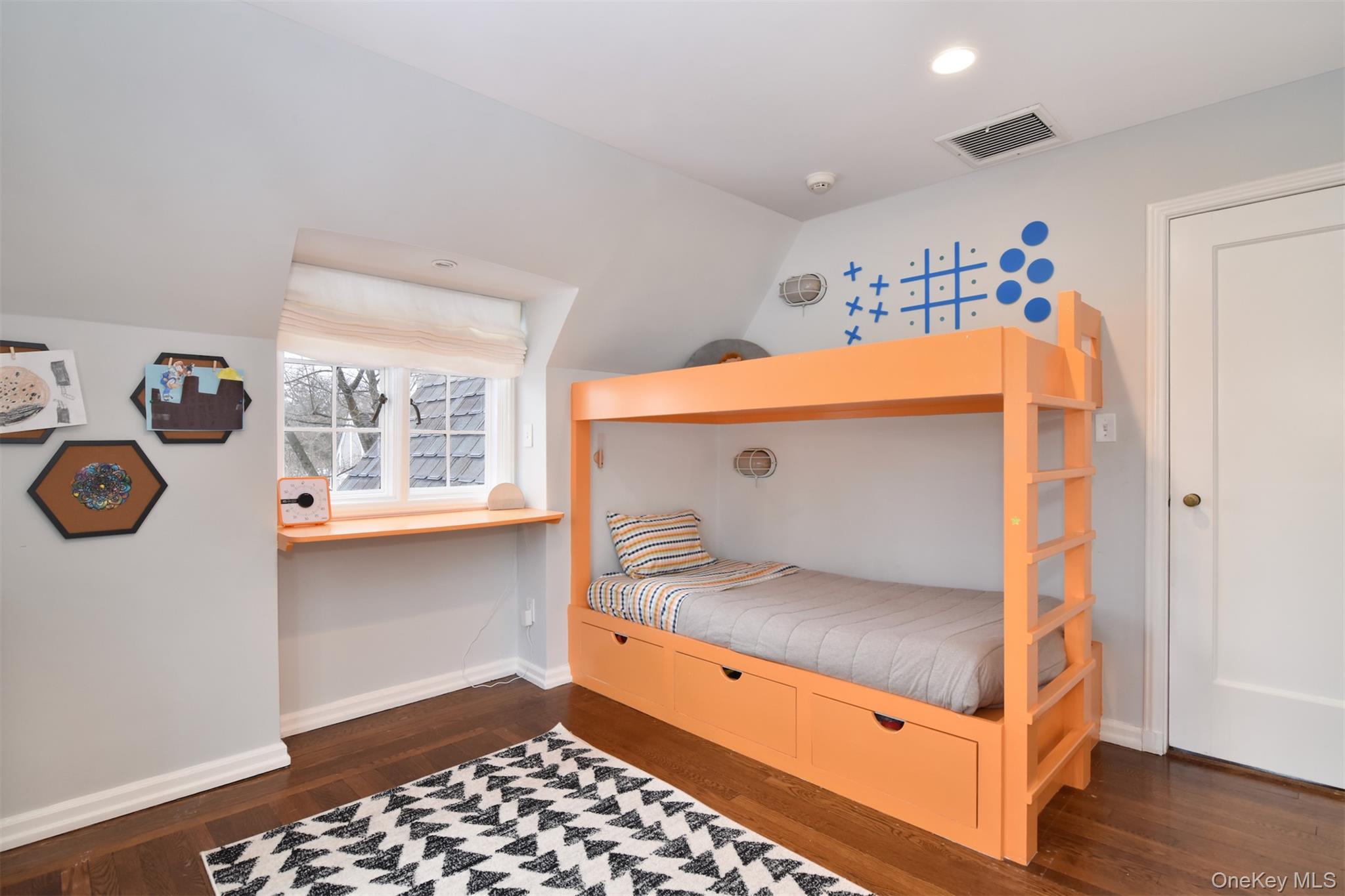 30 Locust Lane, Bronxville, NY 10708