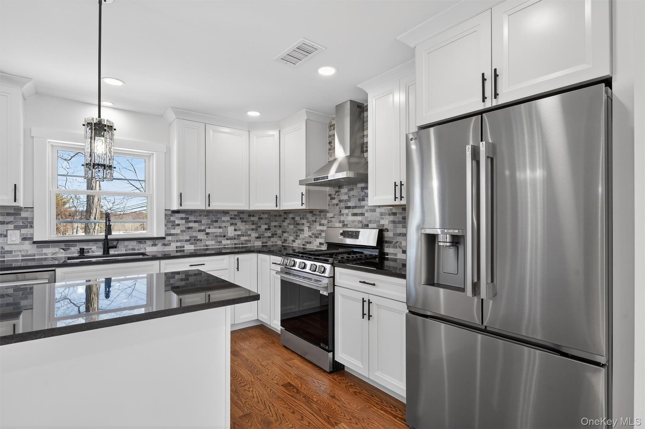 864 Route 17M, Middletown, NY 10940