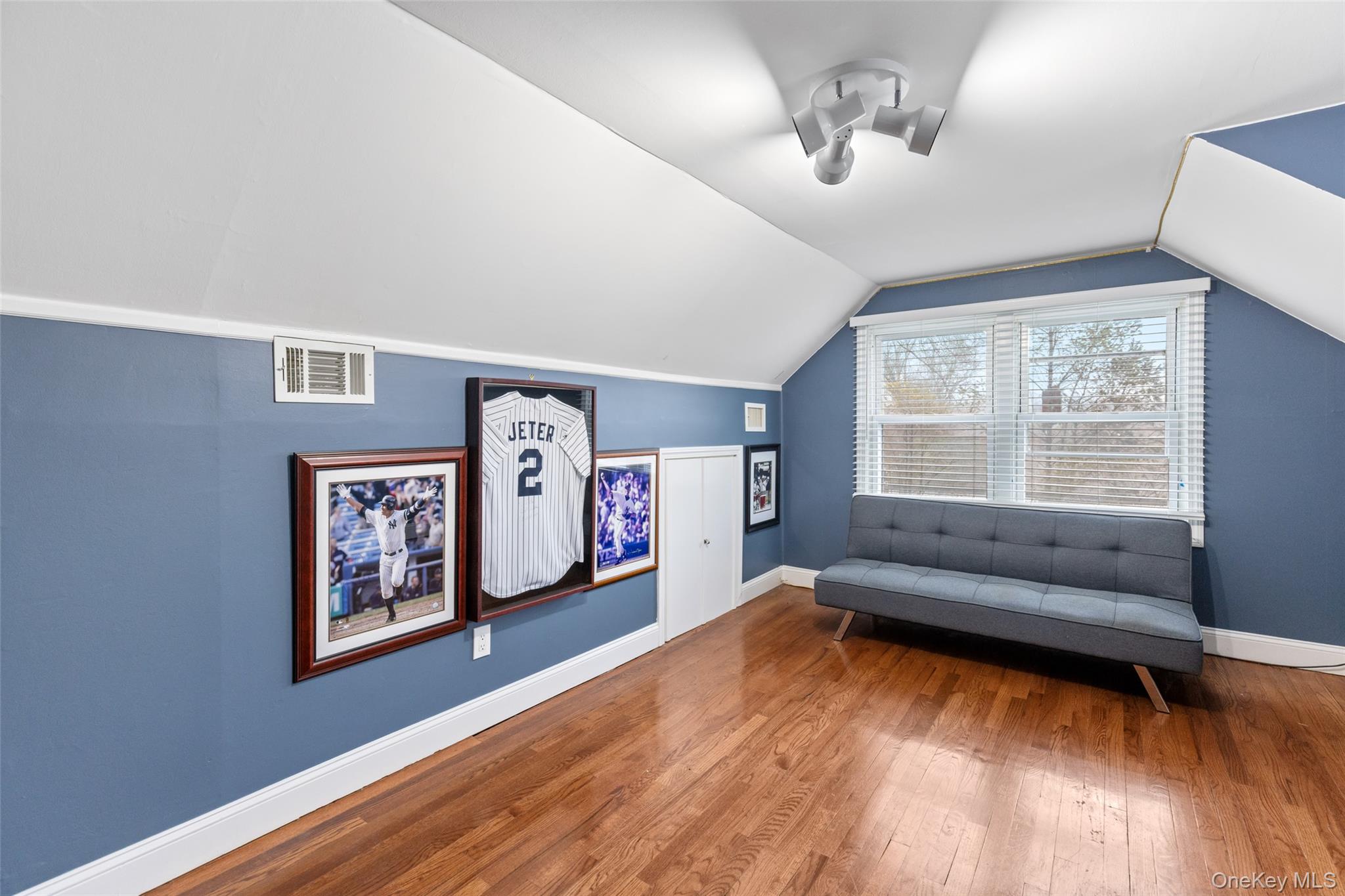 270 Cottage Road, Valley Cottage, NY 10989