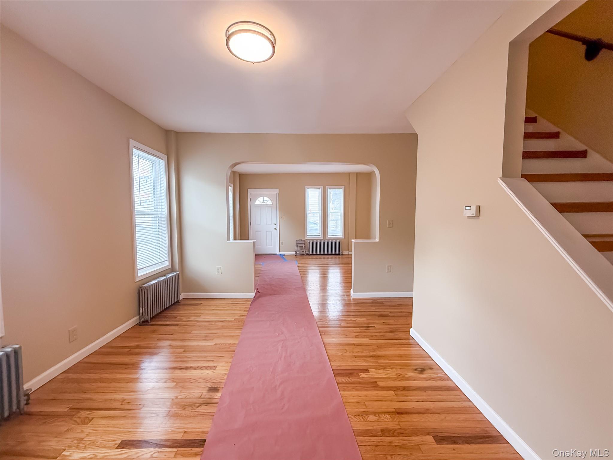 2-4 Elm Place, Poughkeepsie, NY 12601