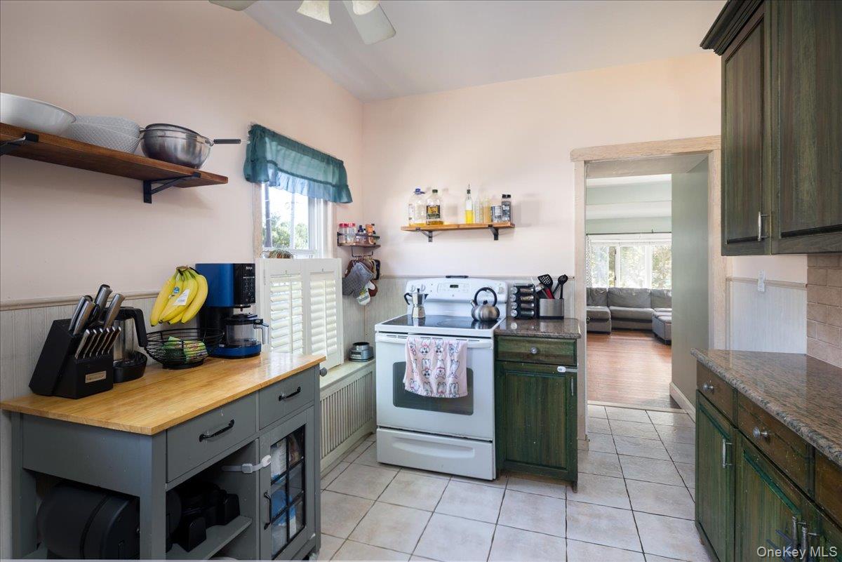 404 Silver Lane, Oceanside, NY 11572