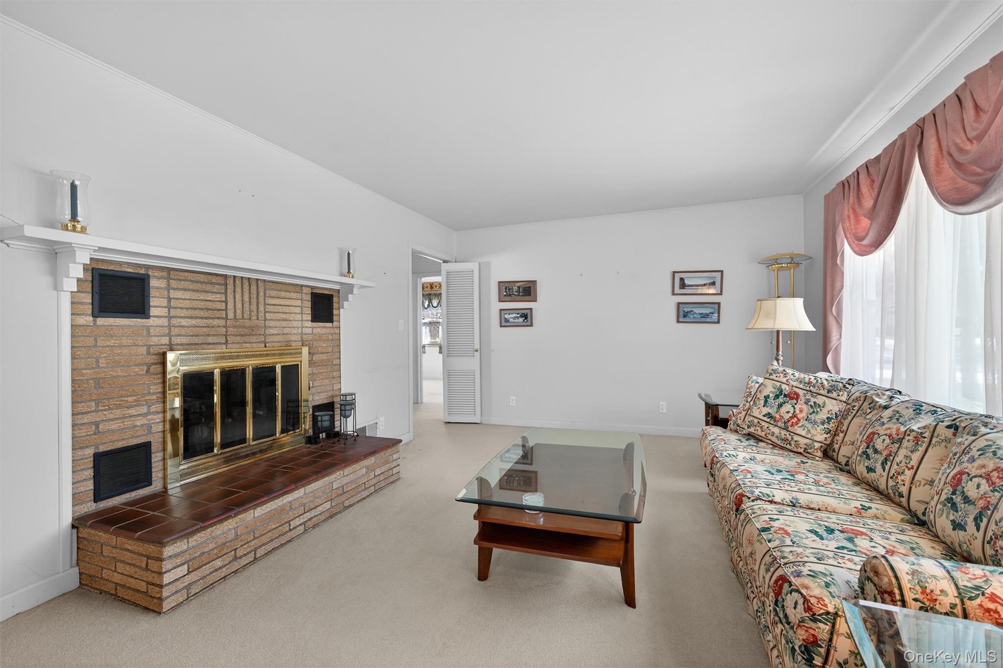 2 Thomas Jefferson Place, Middletown, NY 10940