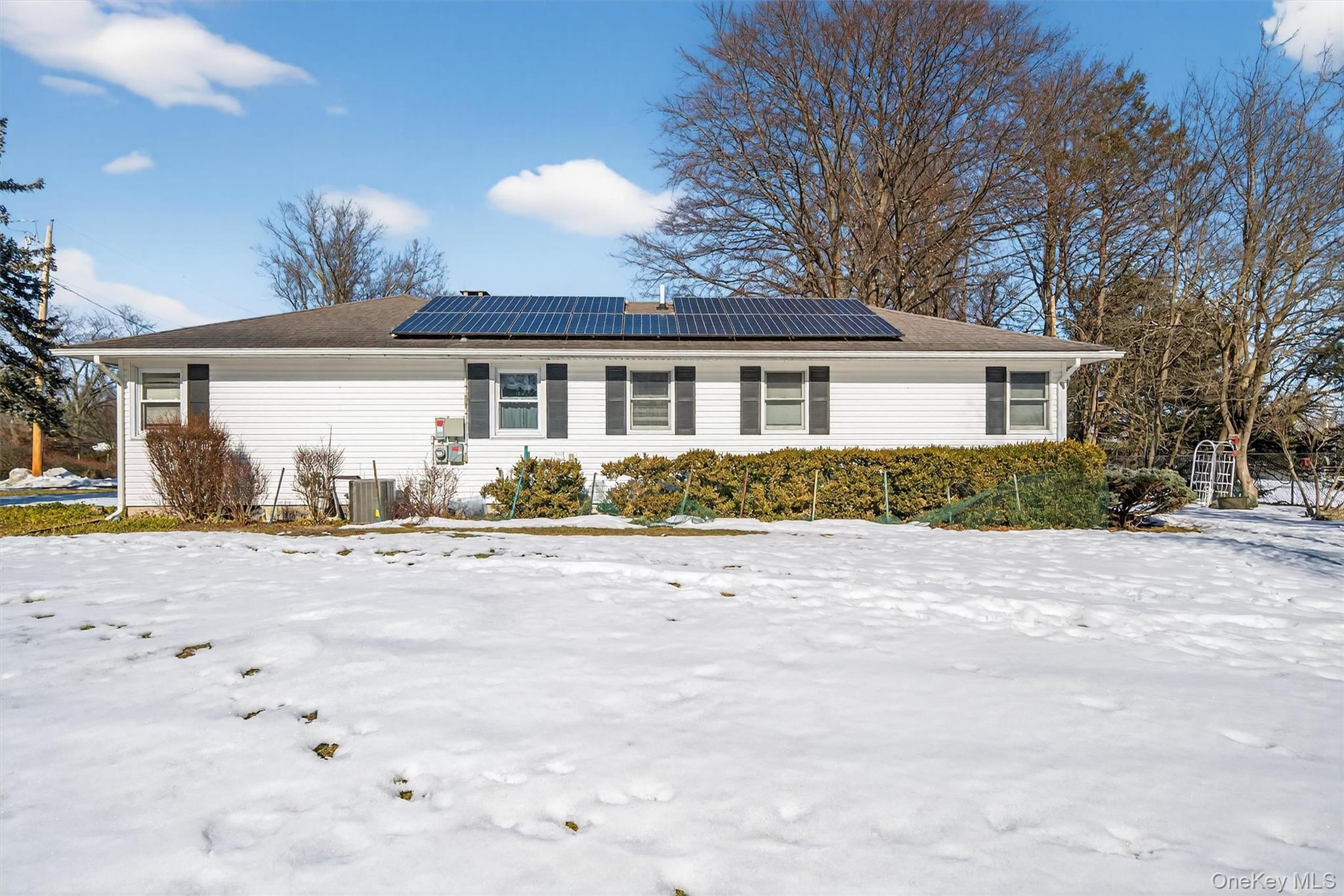 2 Thomas Jefferson Place, Middletown, NY 10940