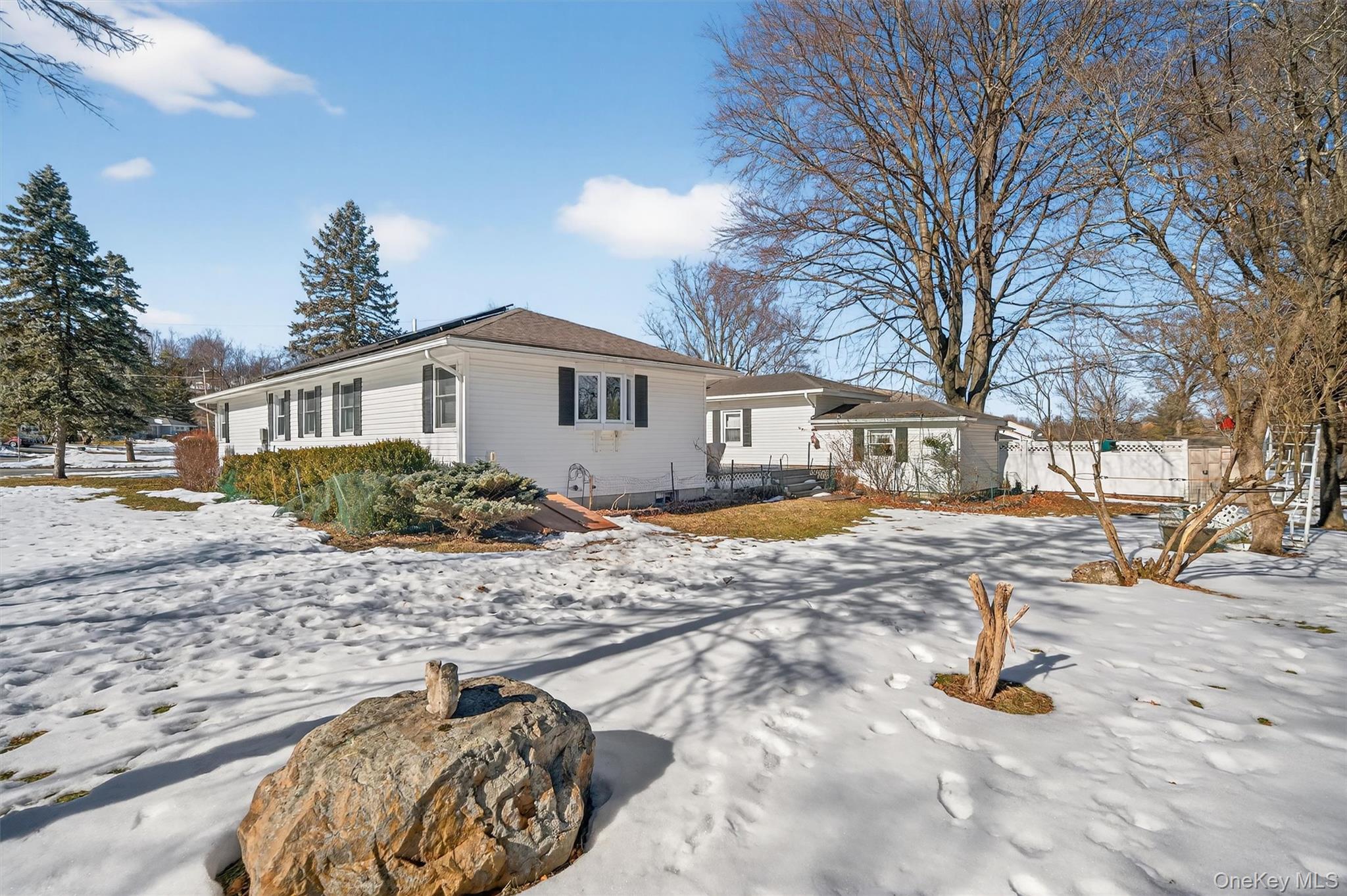 2 Thomas Jefferson Place, Middletown, NY 10940