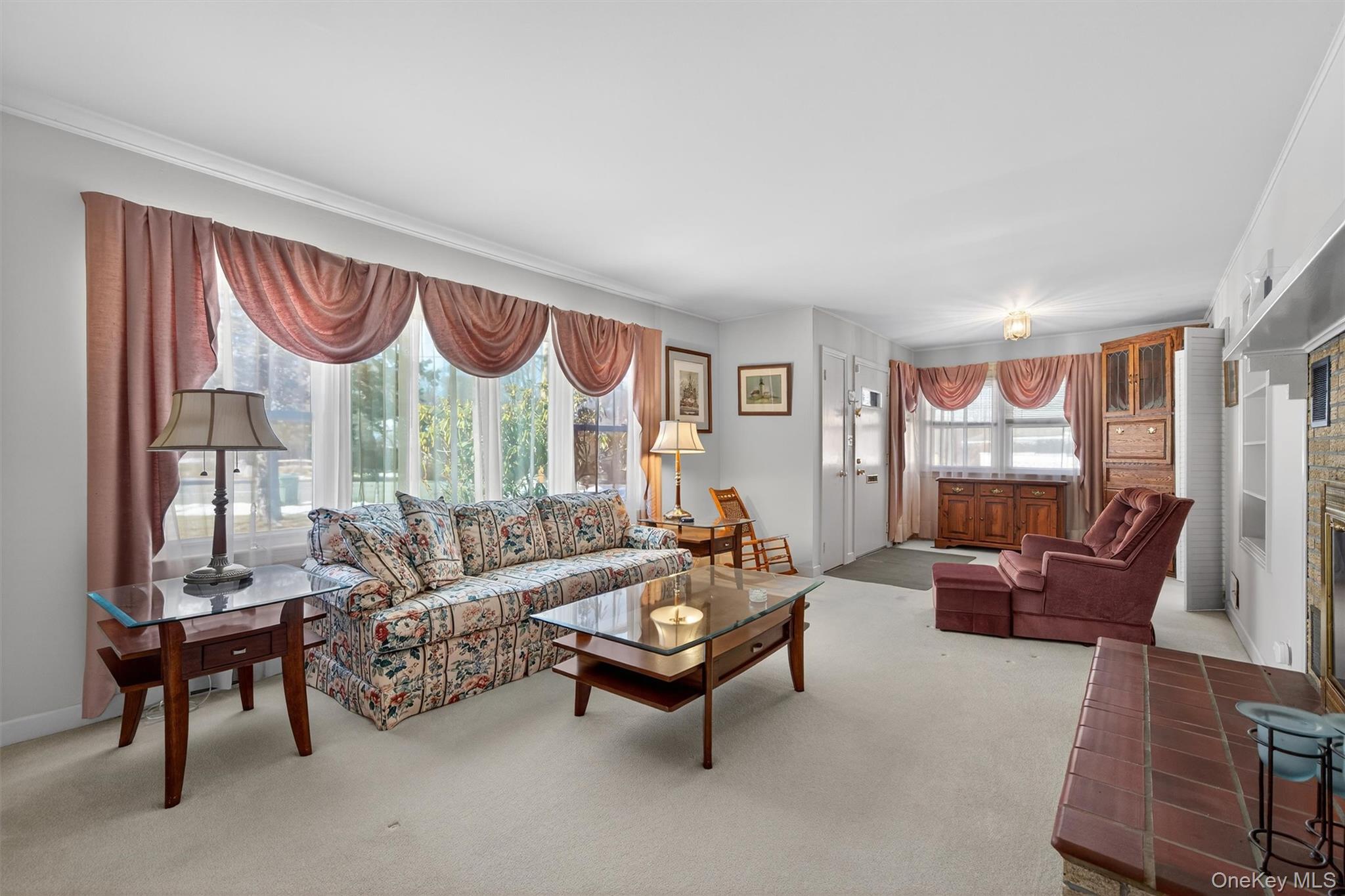 2 Thomas Jefferson Place, Middletown, NY 10940