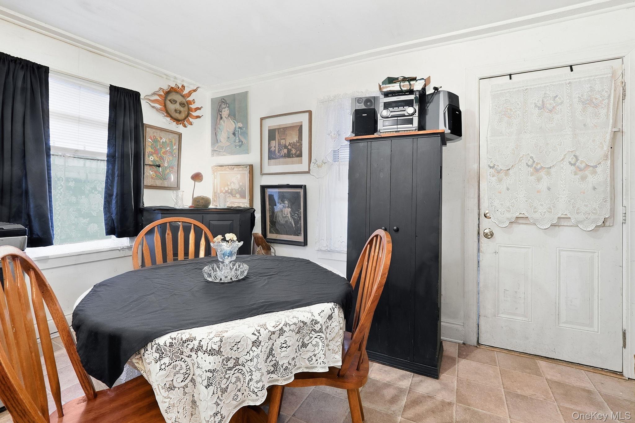 145 W Bridge Street, Saugerties, NY 12477