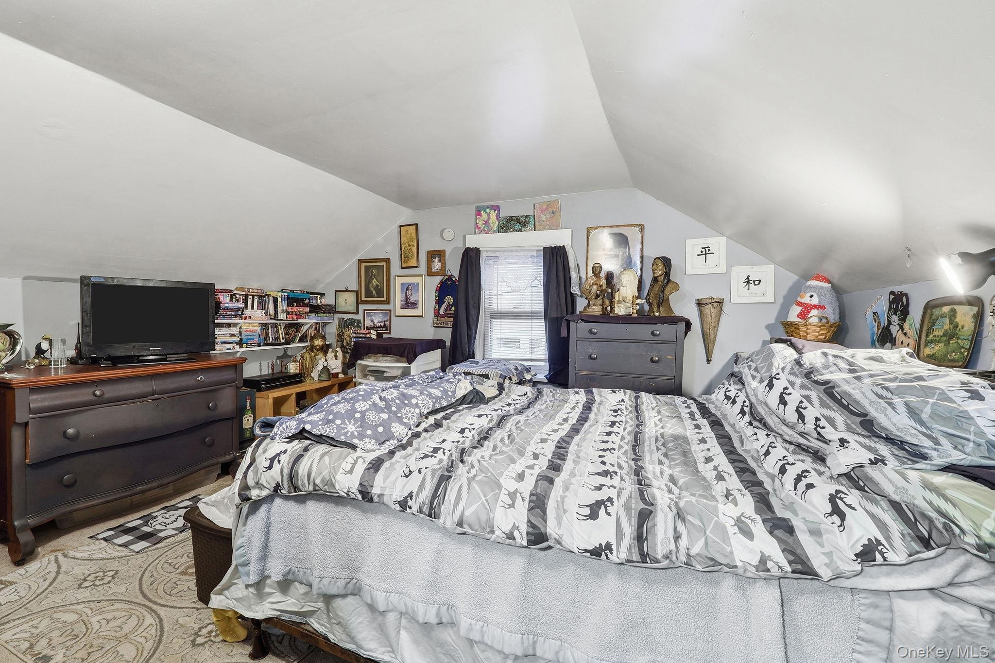 145 W Bridge Street, Saugerties, NY 12477