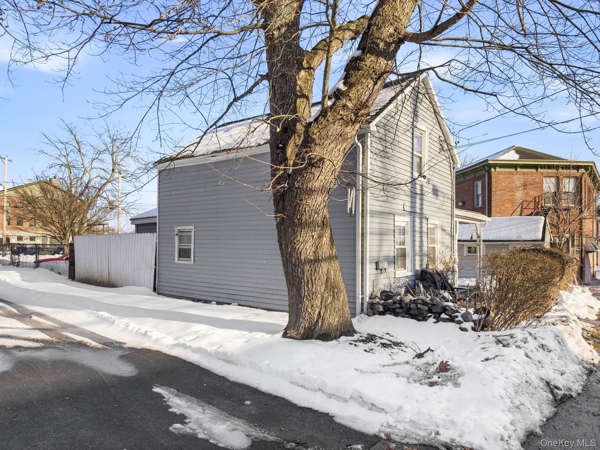 145 W Bridge Street, Saugerties, NY 12477