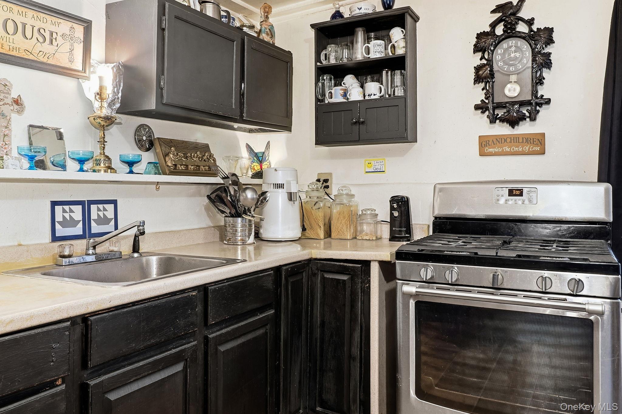 145 W Bridge Street, Saugerties, NY 12477