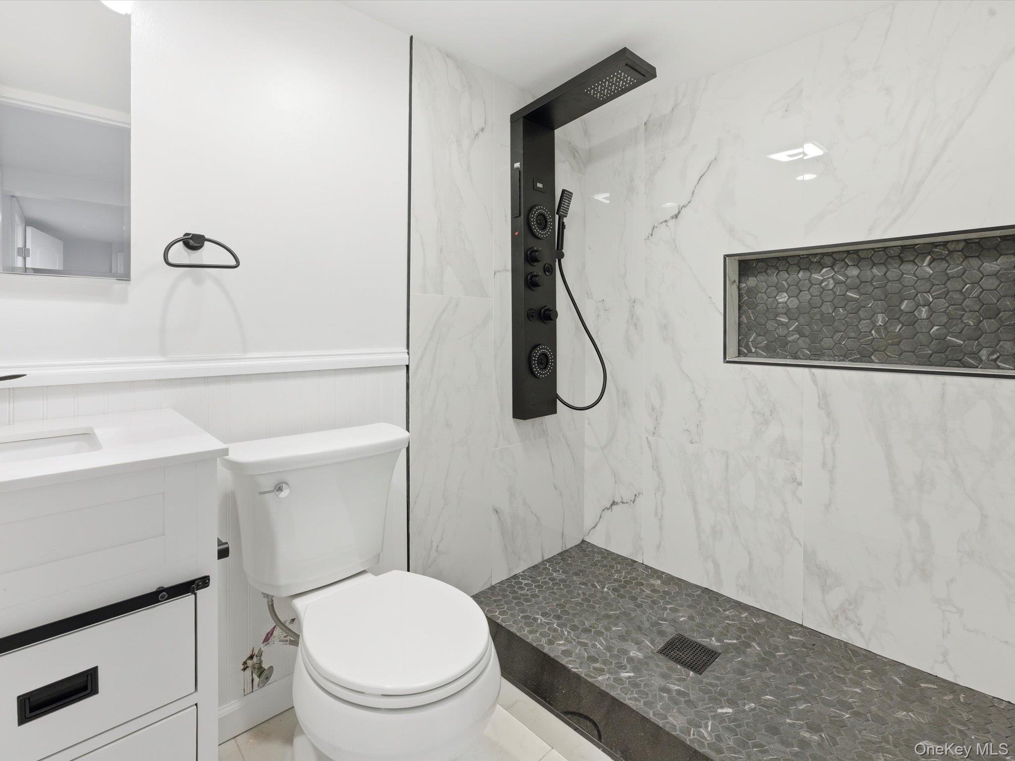 2409 Lindy Road, Westbury, NY 11590