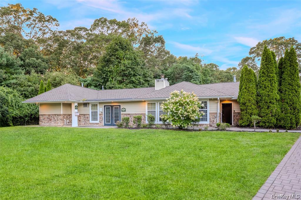 266 Lake Point Circle # 266, Middle Island, NY 11953