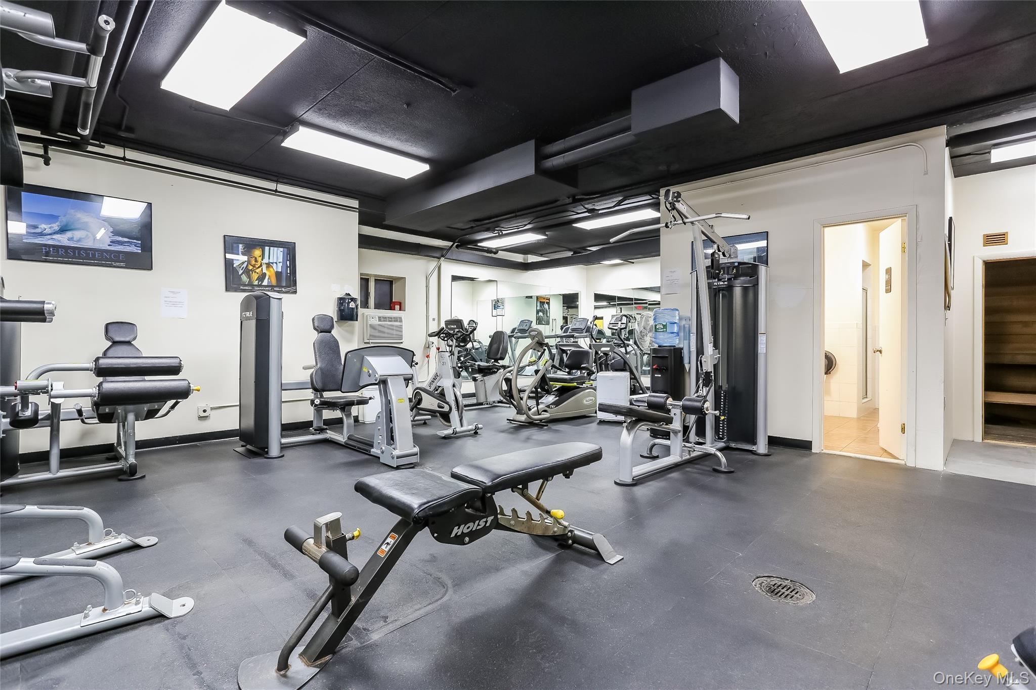 100 Diplomat Drive # 8C, Mount Kisco, NY 10549