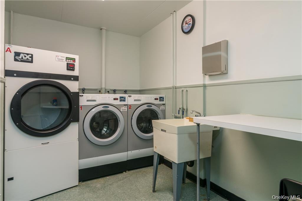 100 Diplomat Drive # 8C, Mount Kisco, NY 10549