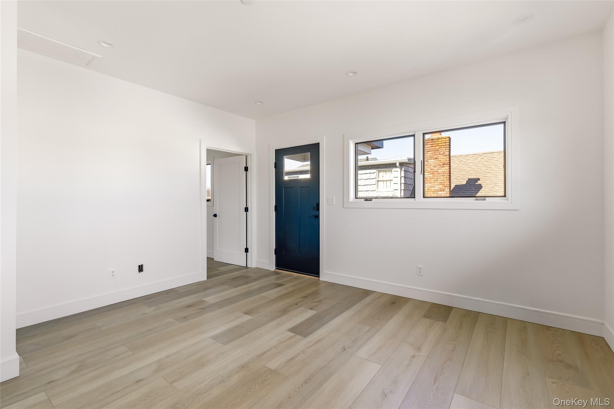 56 Suffolk Road, Island Park, NY 11558