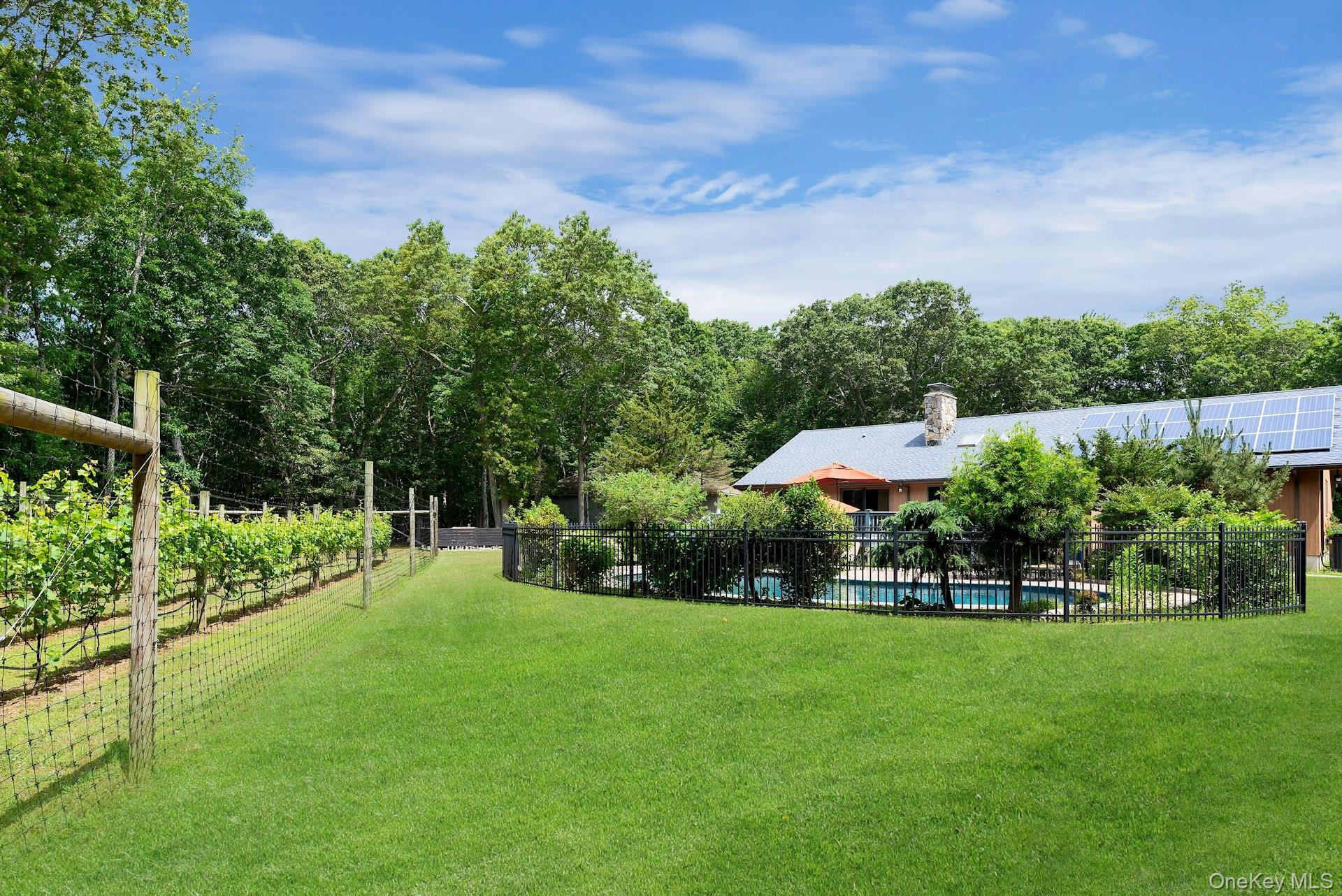 2905 Private Road, East Marion, NY 11939