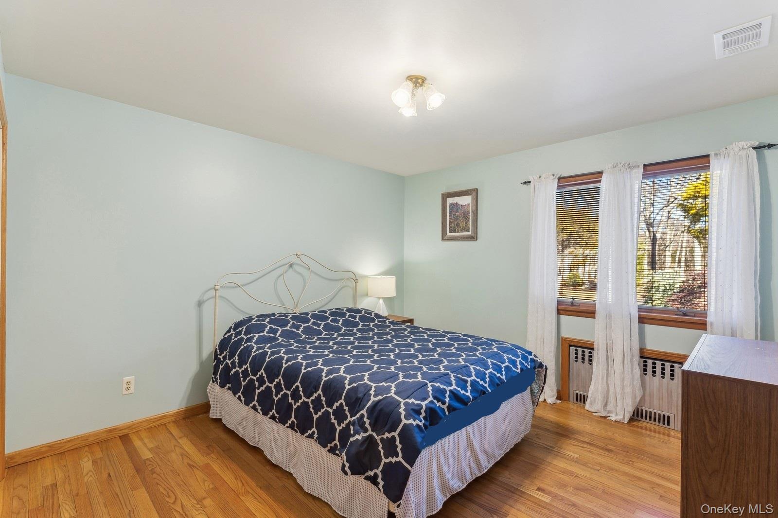 2905 Private Road, East Marion, NY 11939