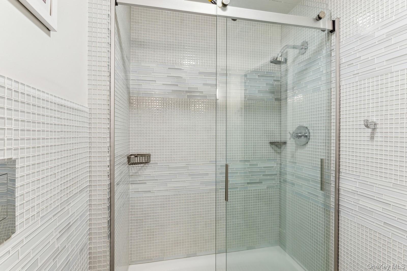 2905 Private Road, East Marion, NY 11939