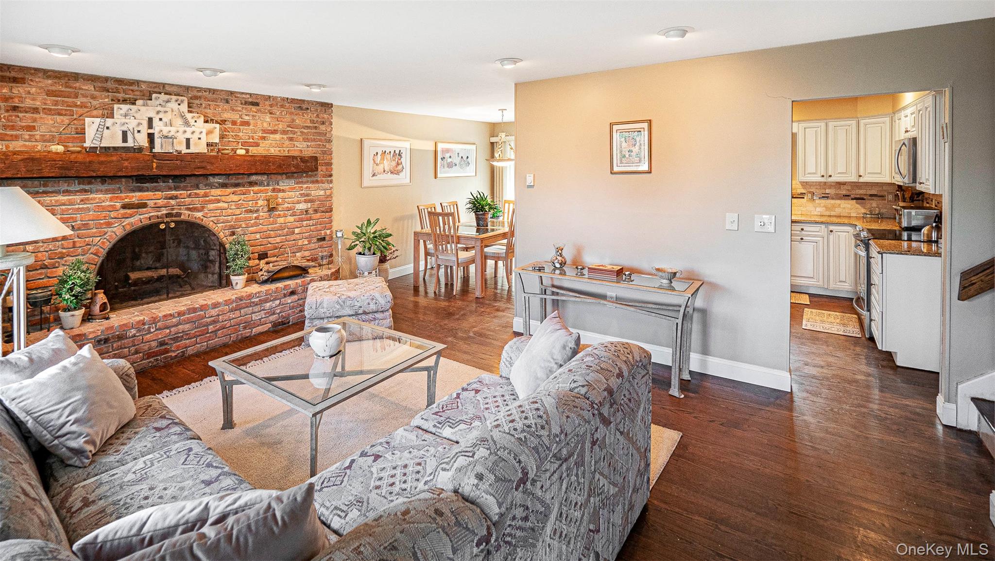 8 Adelaide Lane, Washingtonville, NY 10992