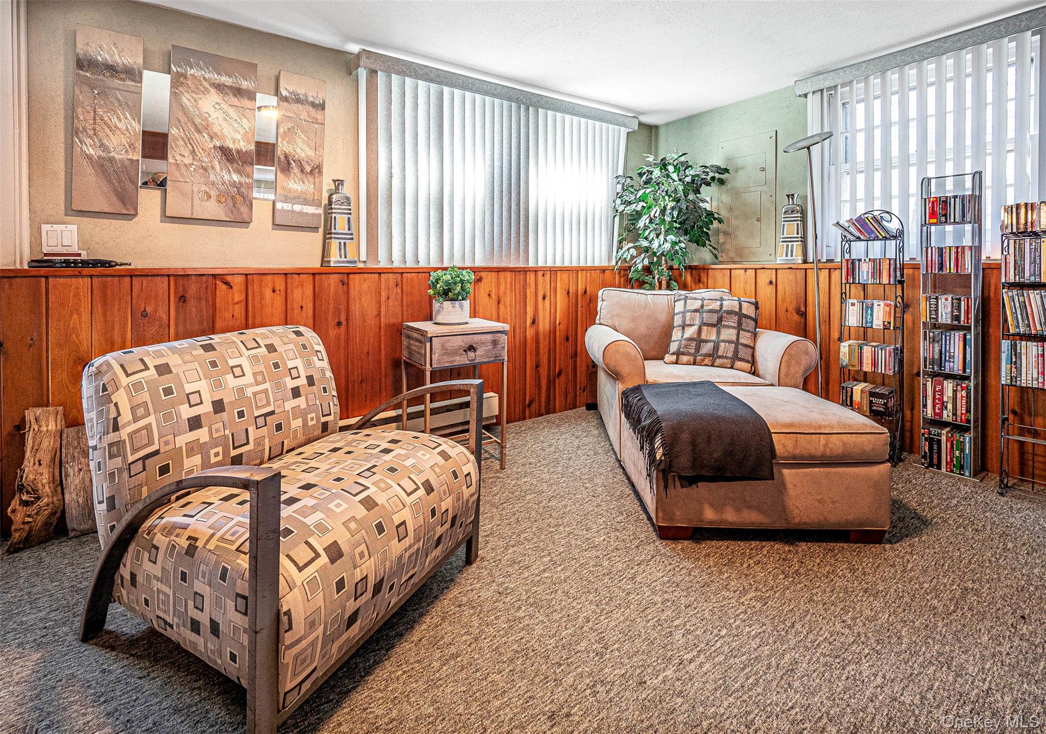 8 Adelaide Lane, Washingtonville, NY 10992