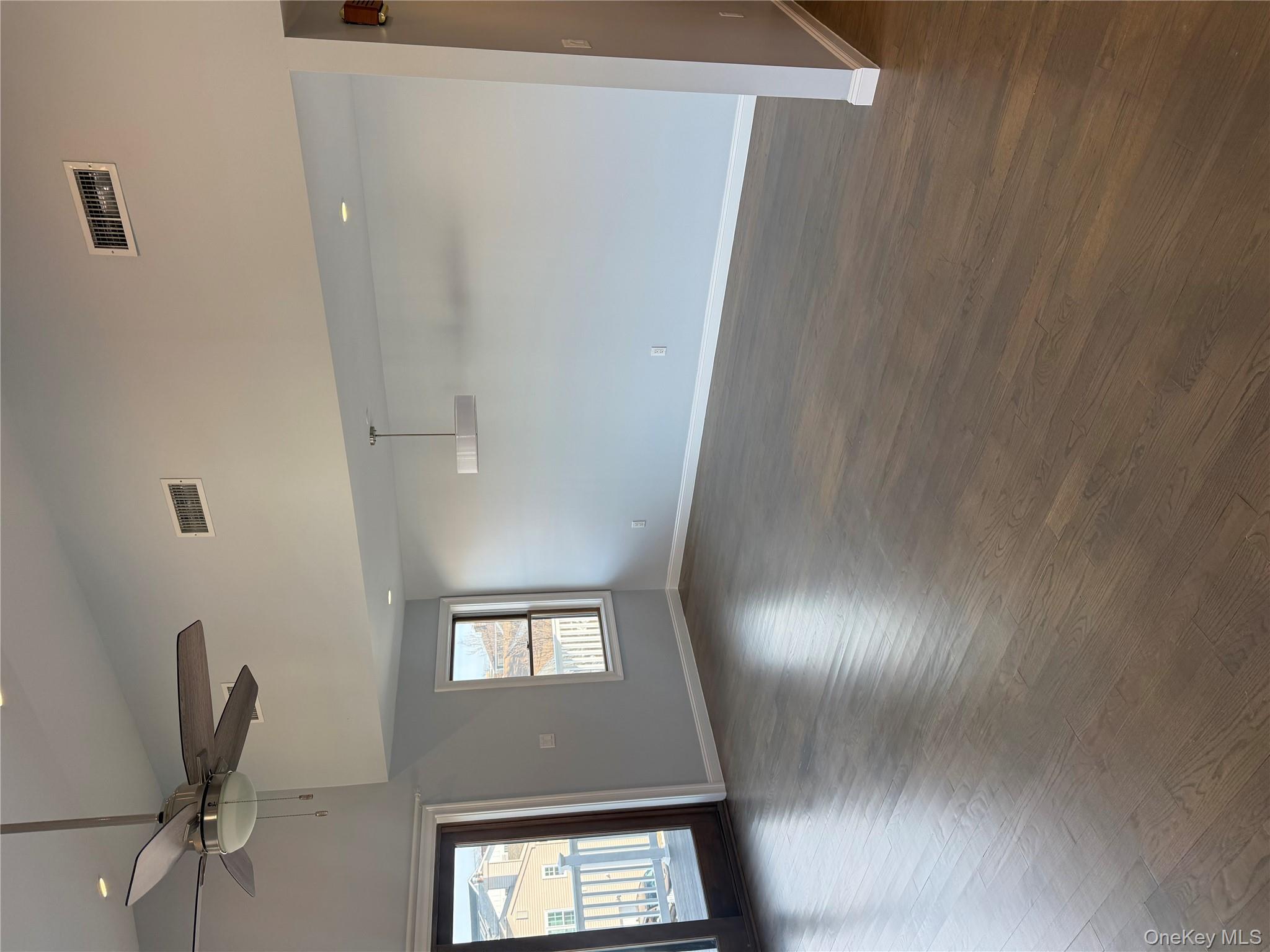 90 E Hudson Street, Long Beach, NY 11561