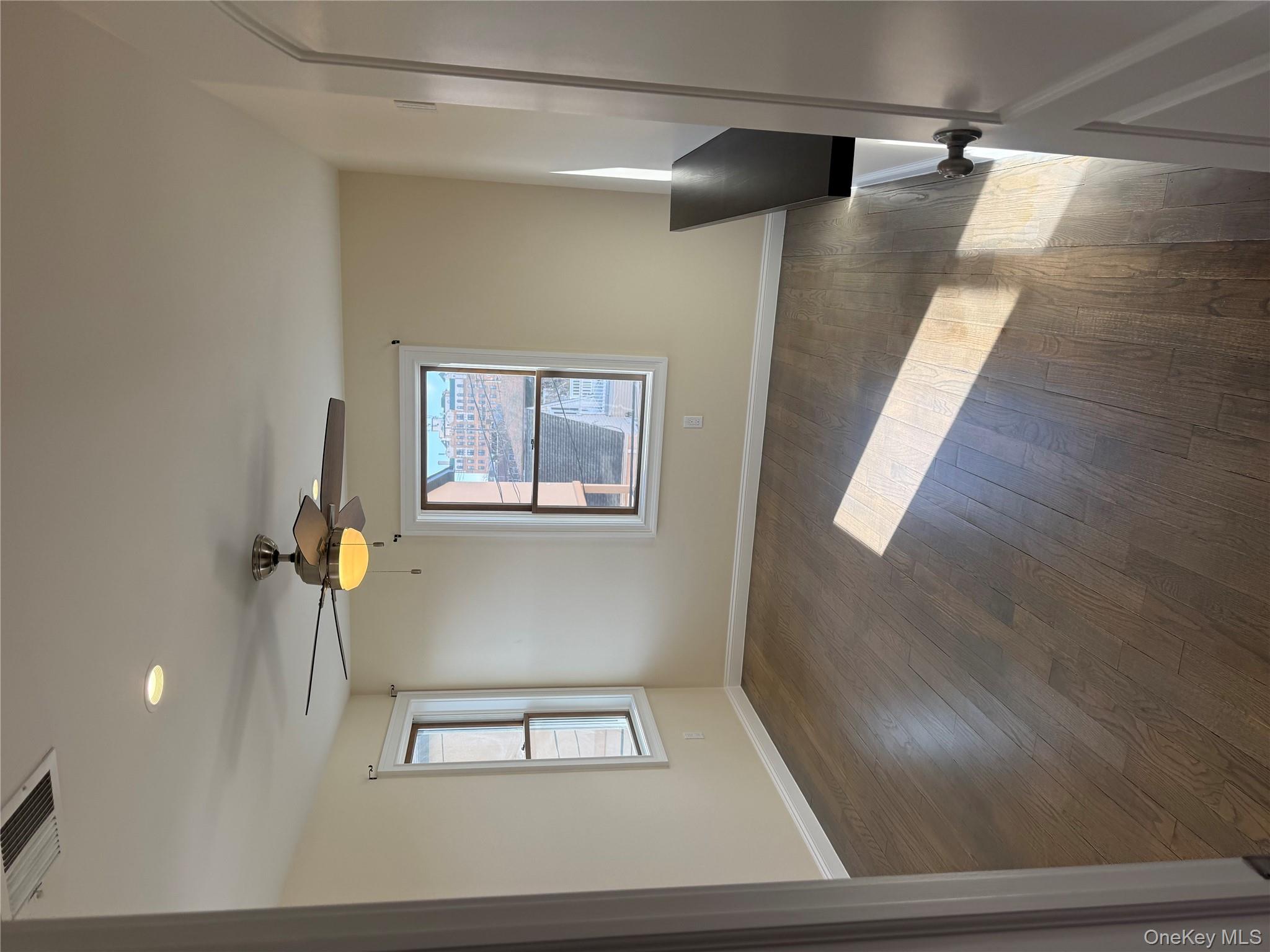 90 E Hudson Street, Long Beach, NY 11561