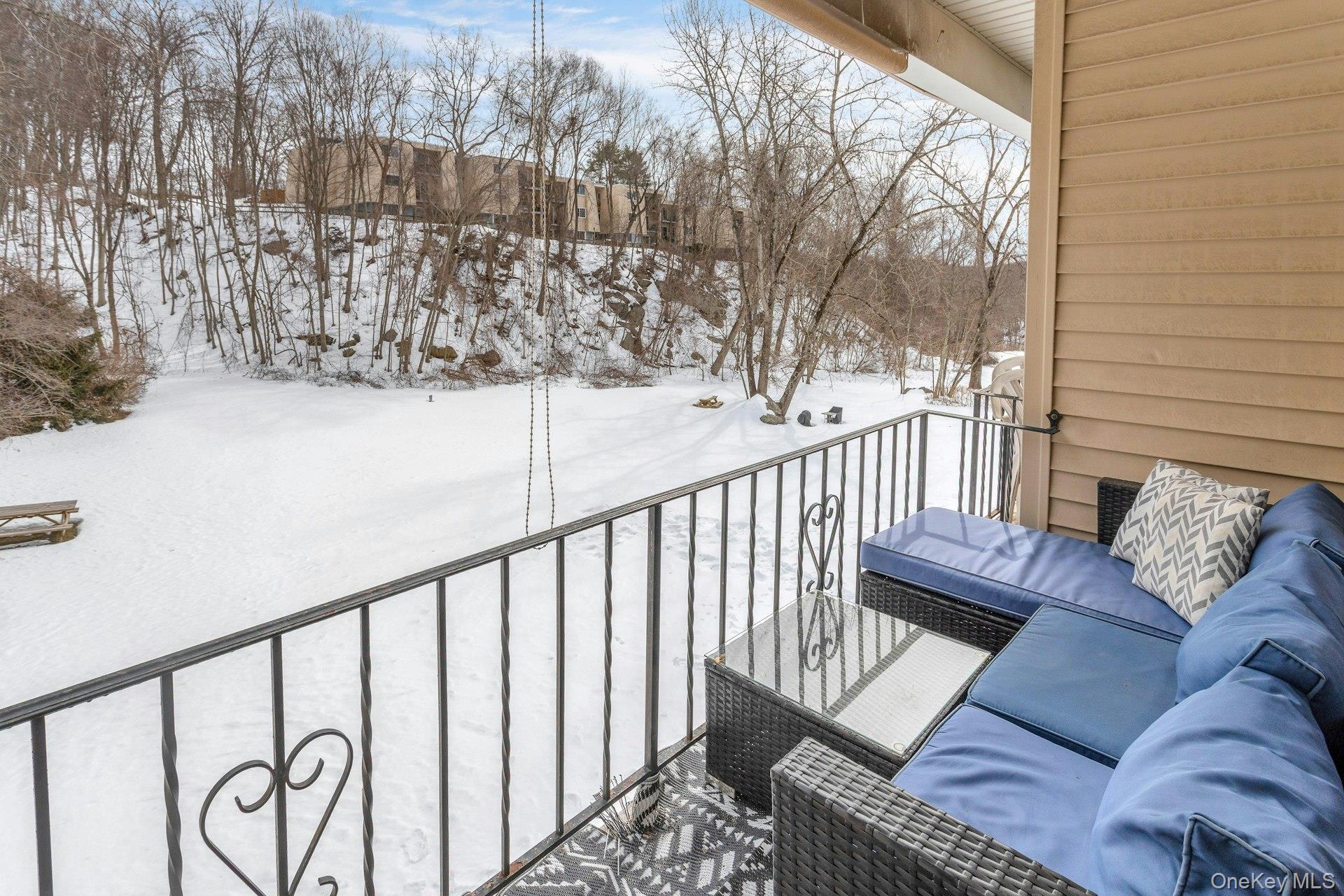 417 Fox Run Lane, Carmel, NY 10512