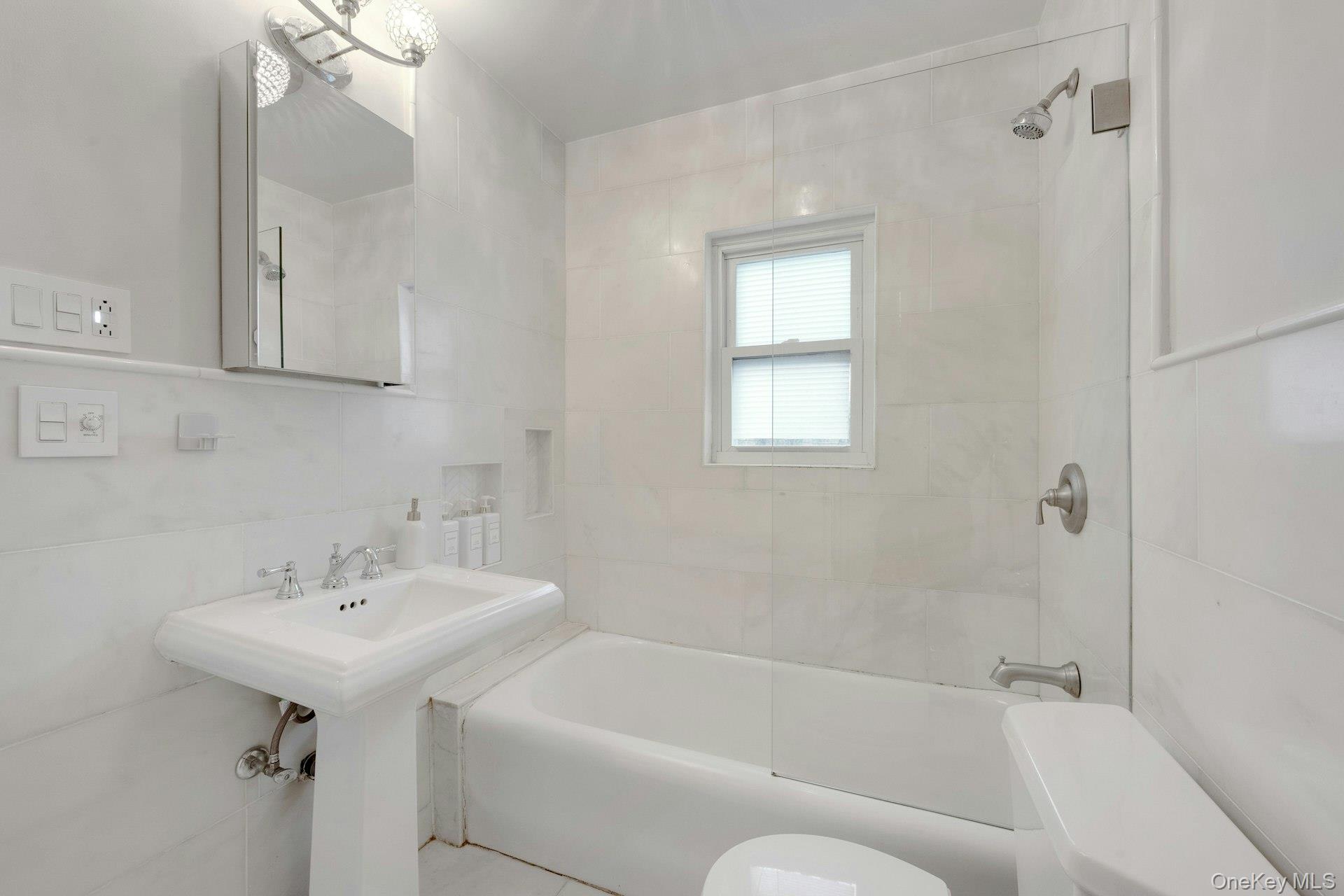 1 Webster Road, Scarsdale, NY 10583