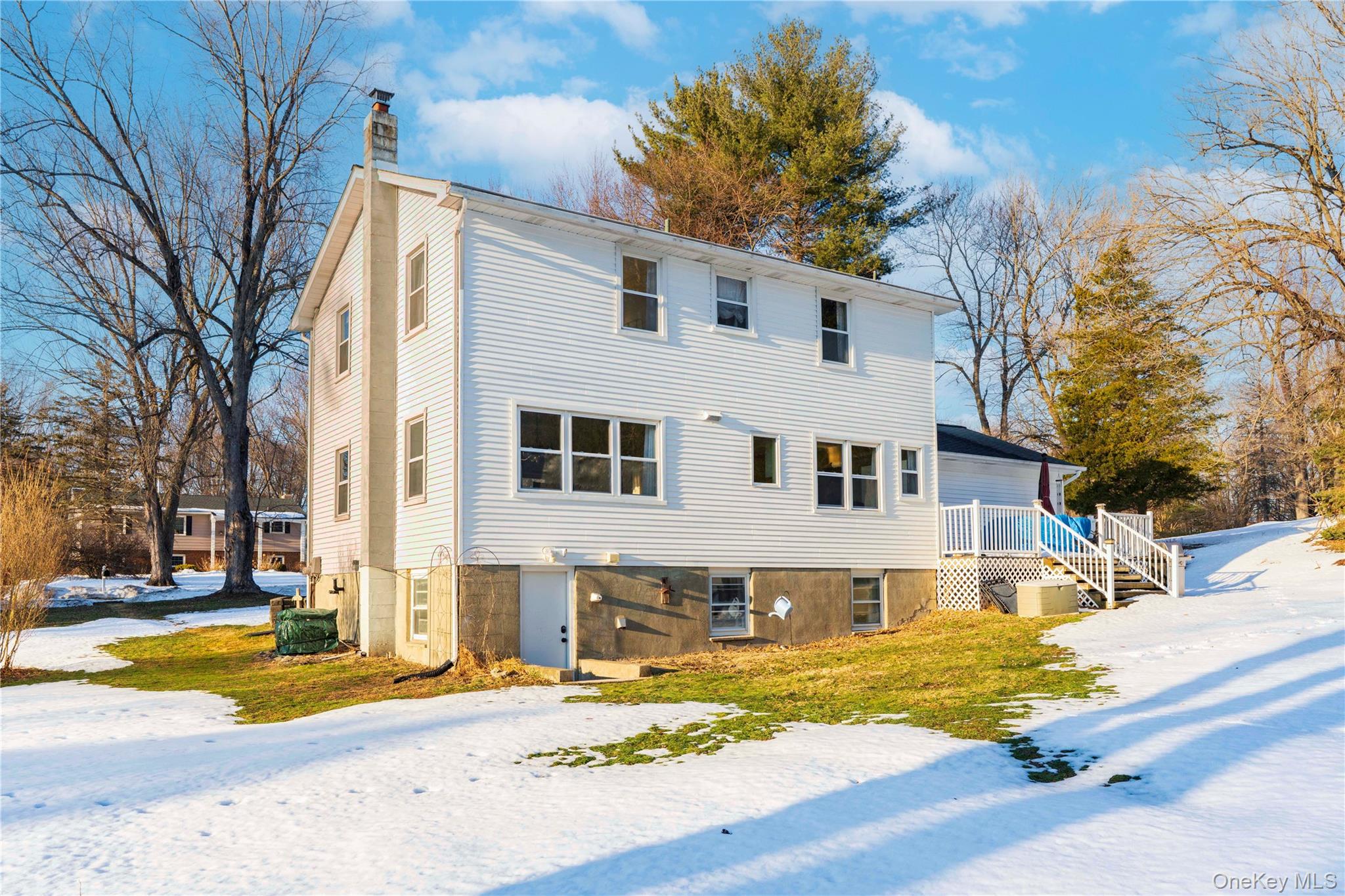 16 Saddle Ridge Drive, Hopewell Junction, NY 12533