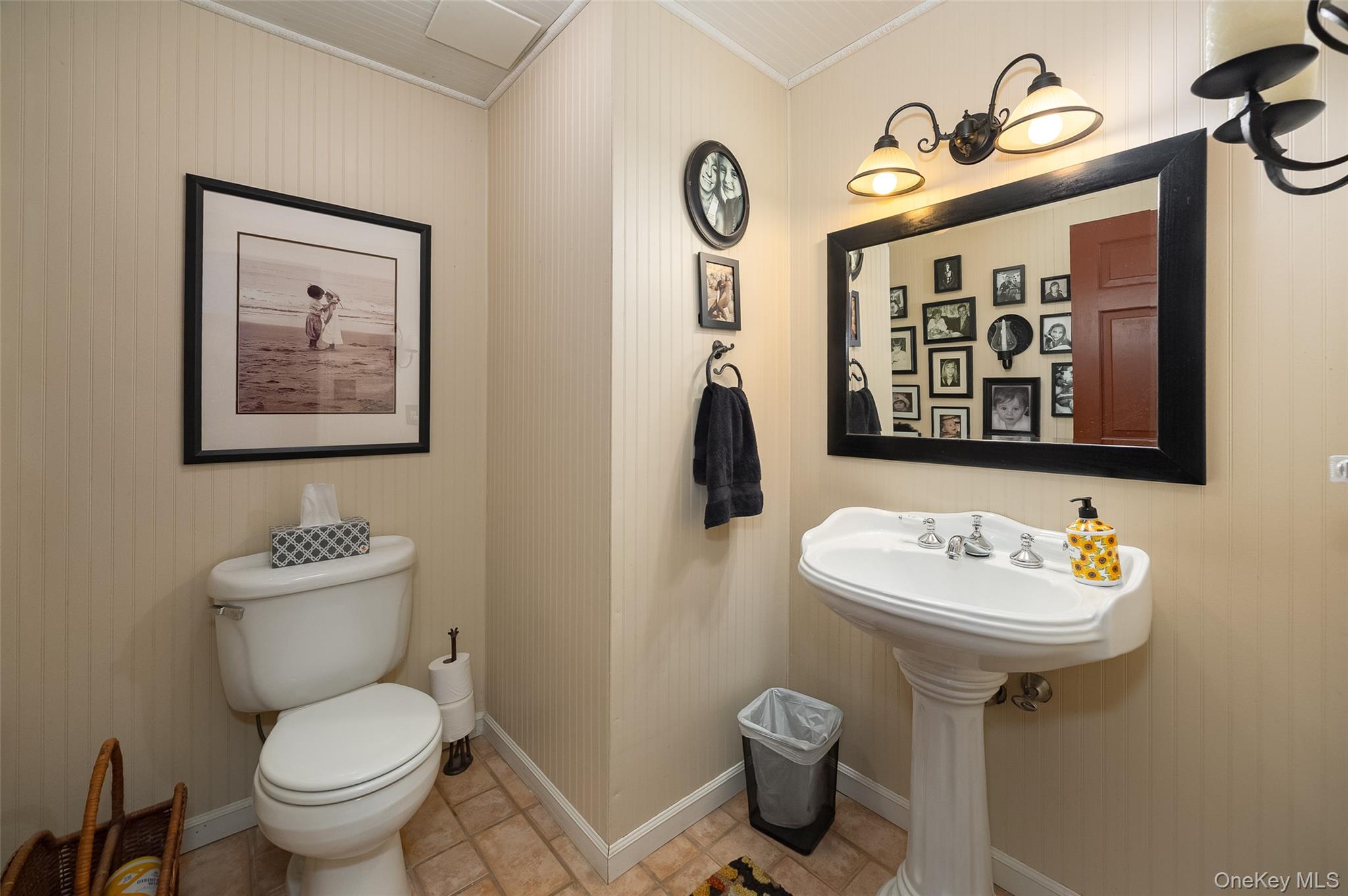 40 Ireland Drive, Poughkeepsie, NY 12603