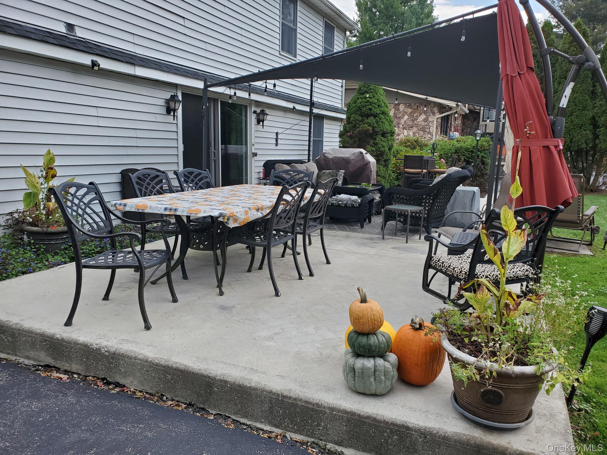 40 Ireland Drive, Poughkeepsie, NY 12603