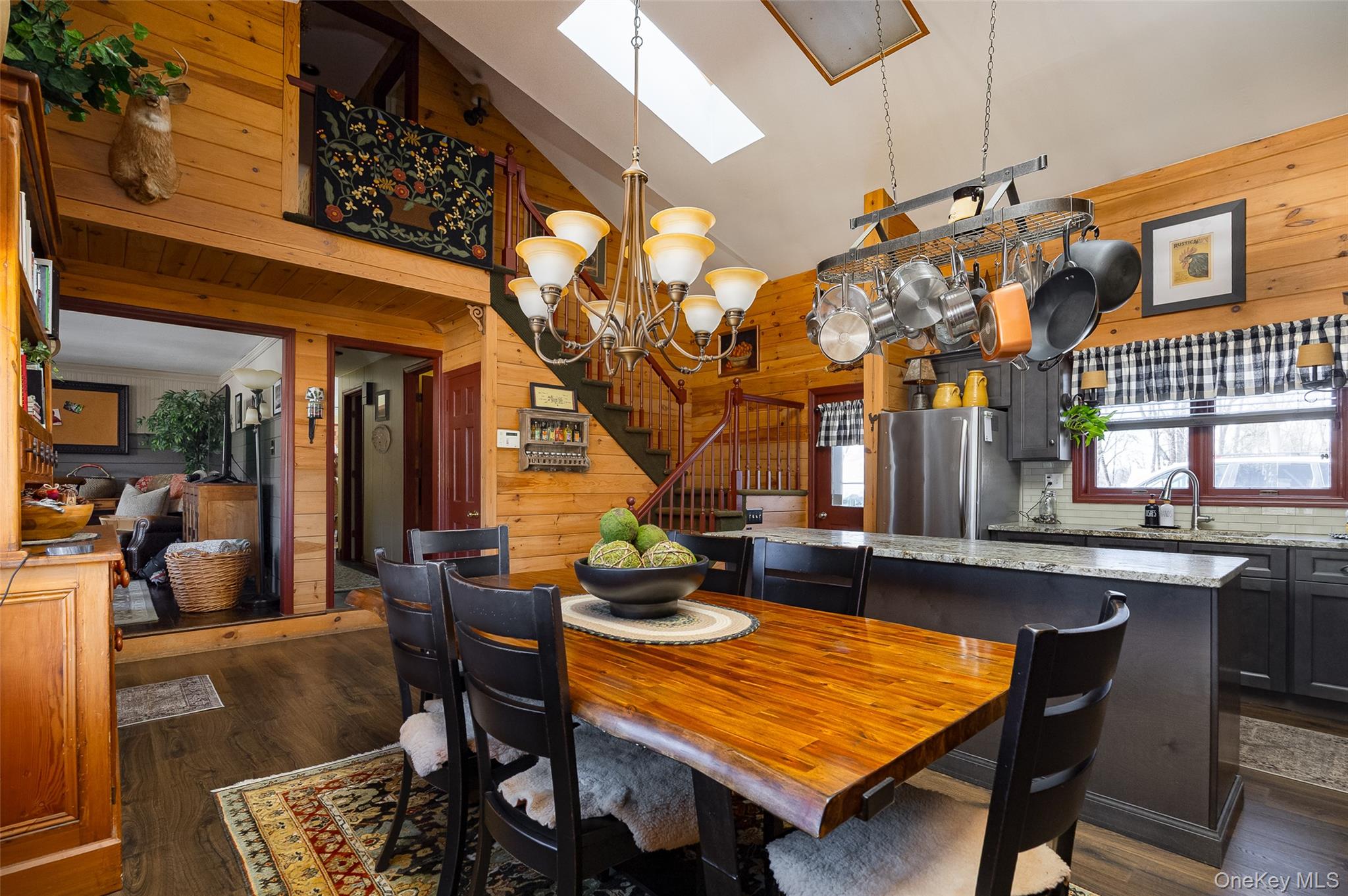 40 Ireland Drive, Poughkeepsie, NY 12603